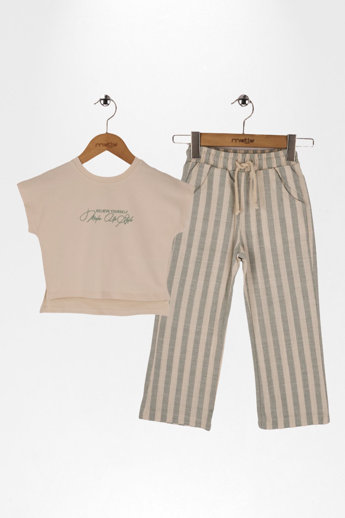 ÇİZGİLİ KETEN PANTOLON TSHİRT TAKIM
