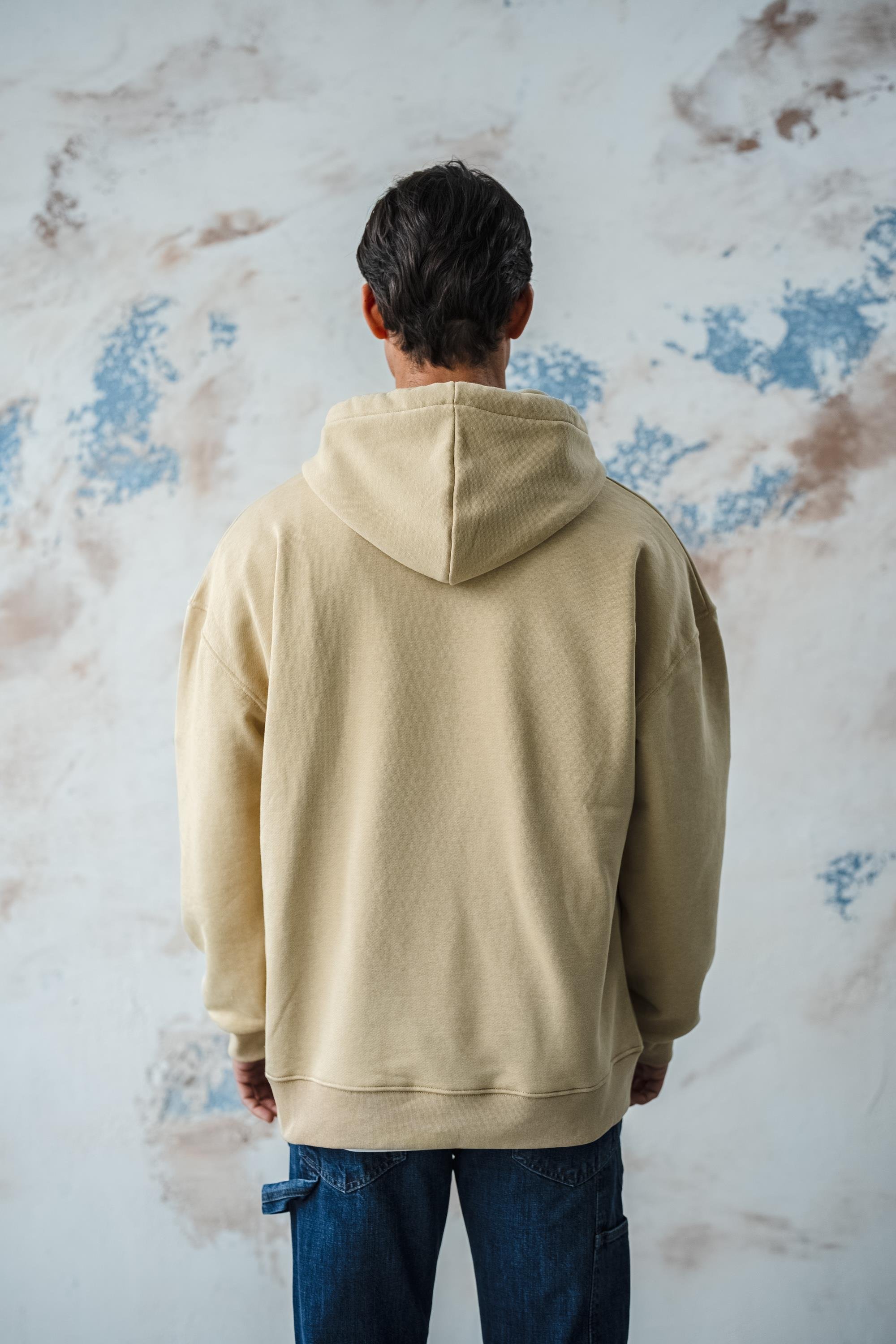 KAPÜŞONLU BEJ SWEATSHIRT