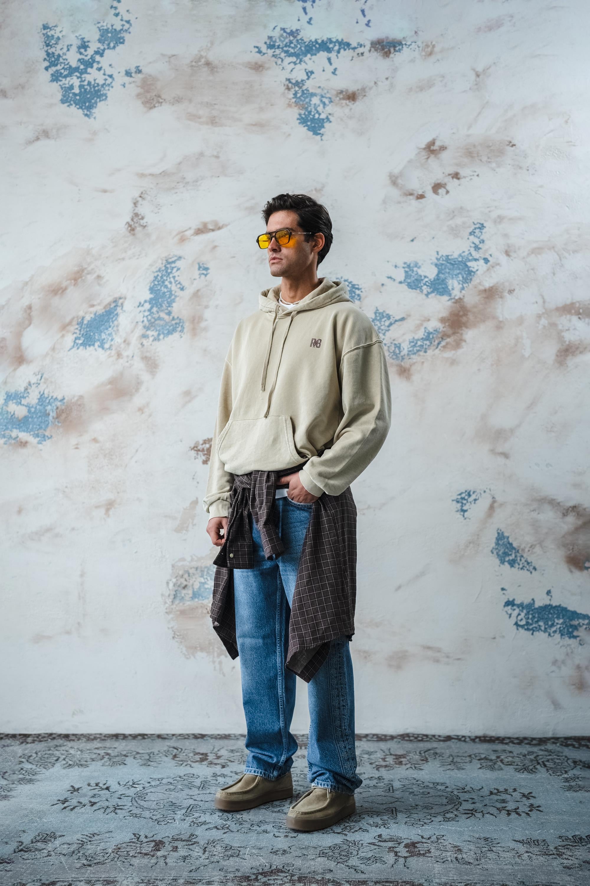 YIKAMALI BEJ SWEATSHIRT