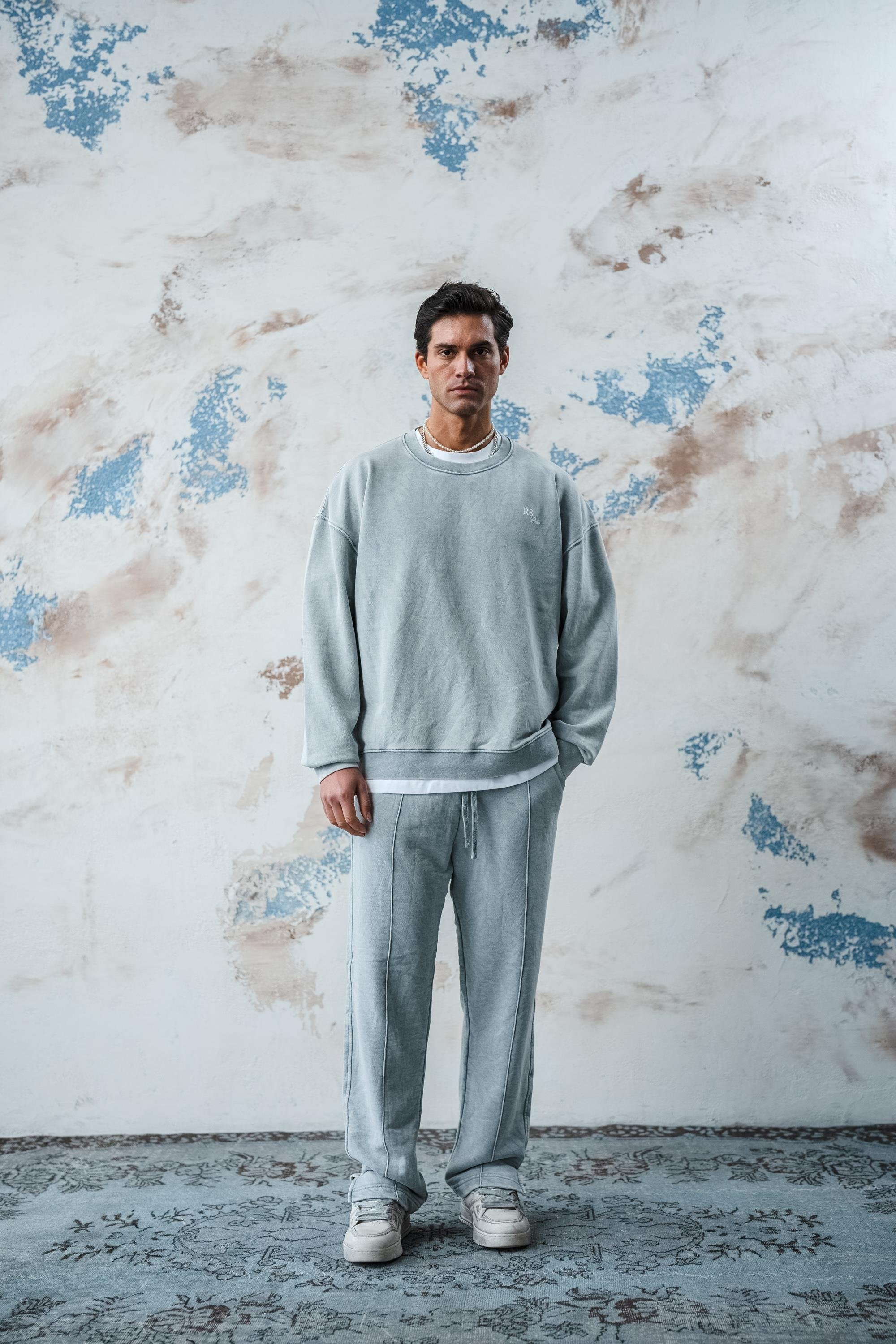 YIKAMALI OVERSIZE SWEATSHIRT