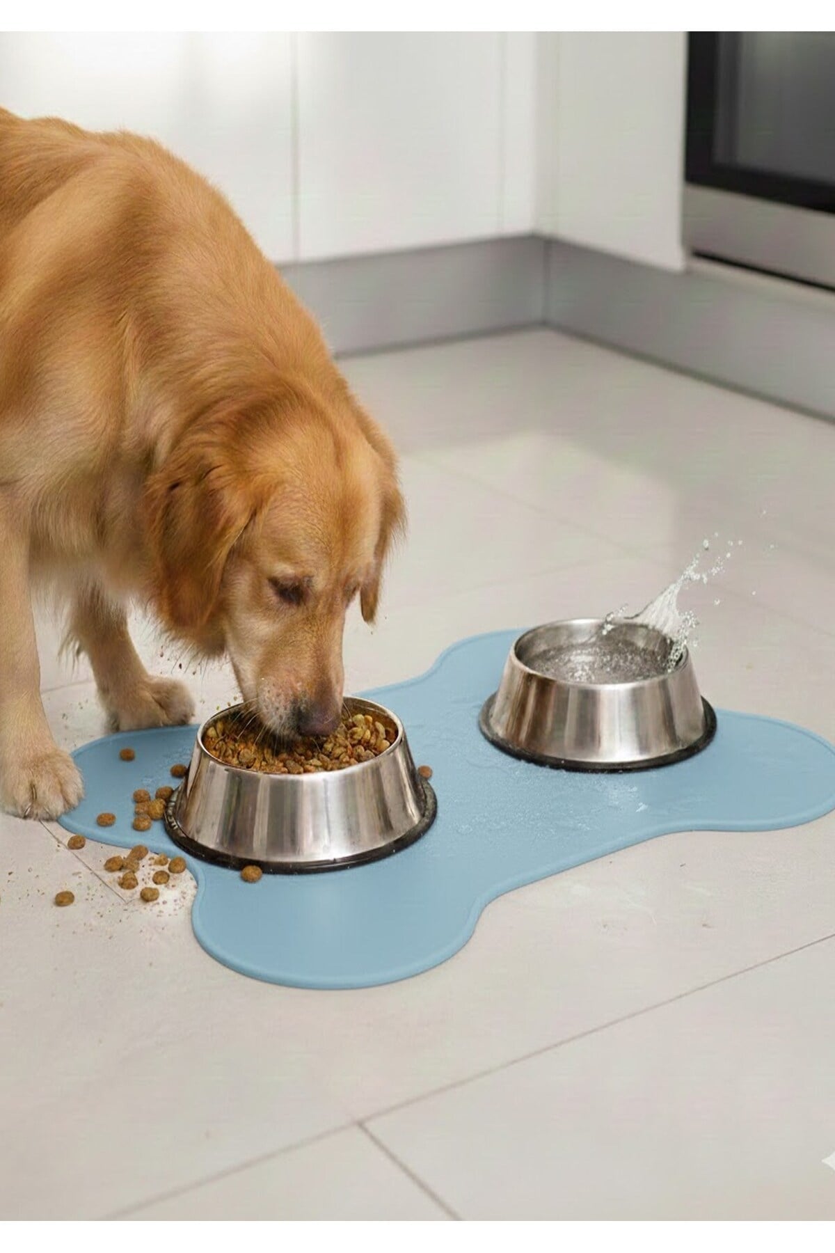 %100 Silikon Kaymaz Köpek Mama Matı