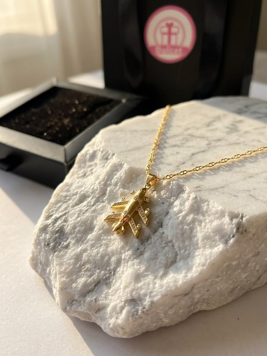 Uçak Kolye Gold