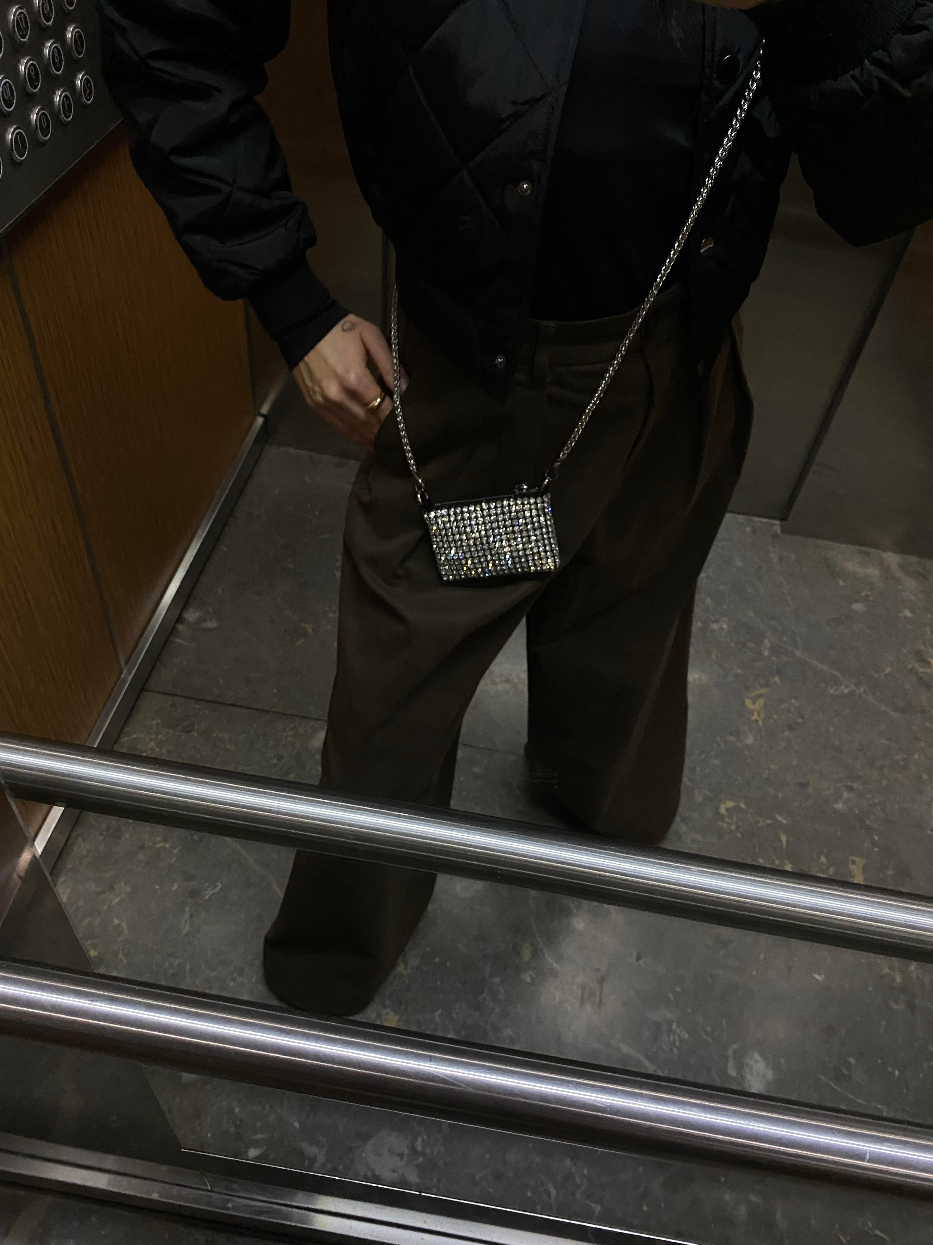 TAŞLI SİYAH KÜÇÜK ÇANTA