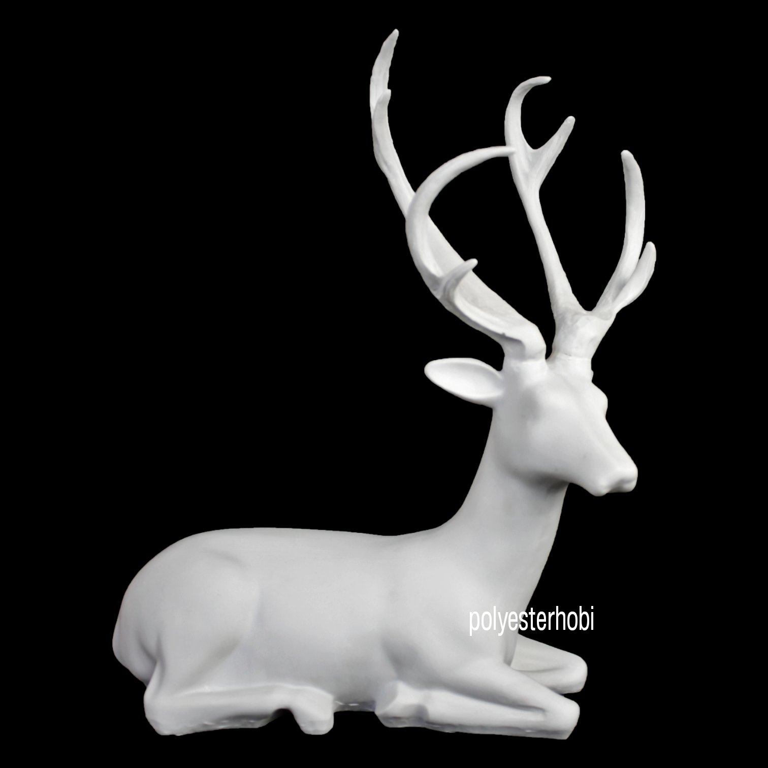 ob-1731-oturan-buyuk-geyik-ham-polyest-2d2-46.png