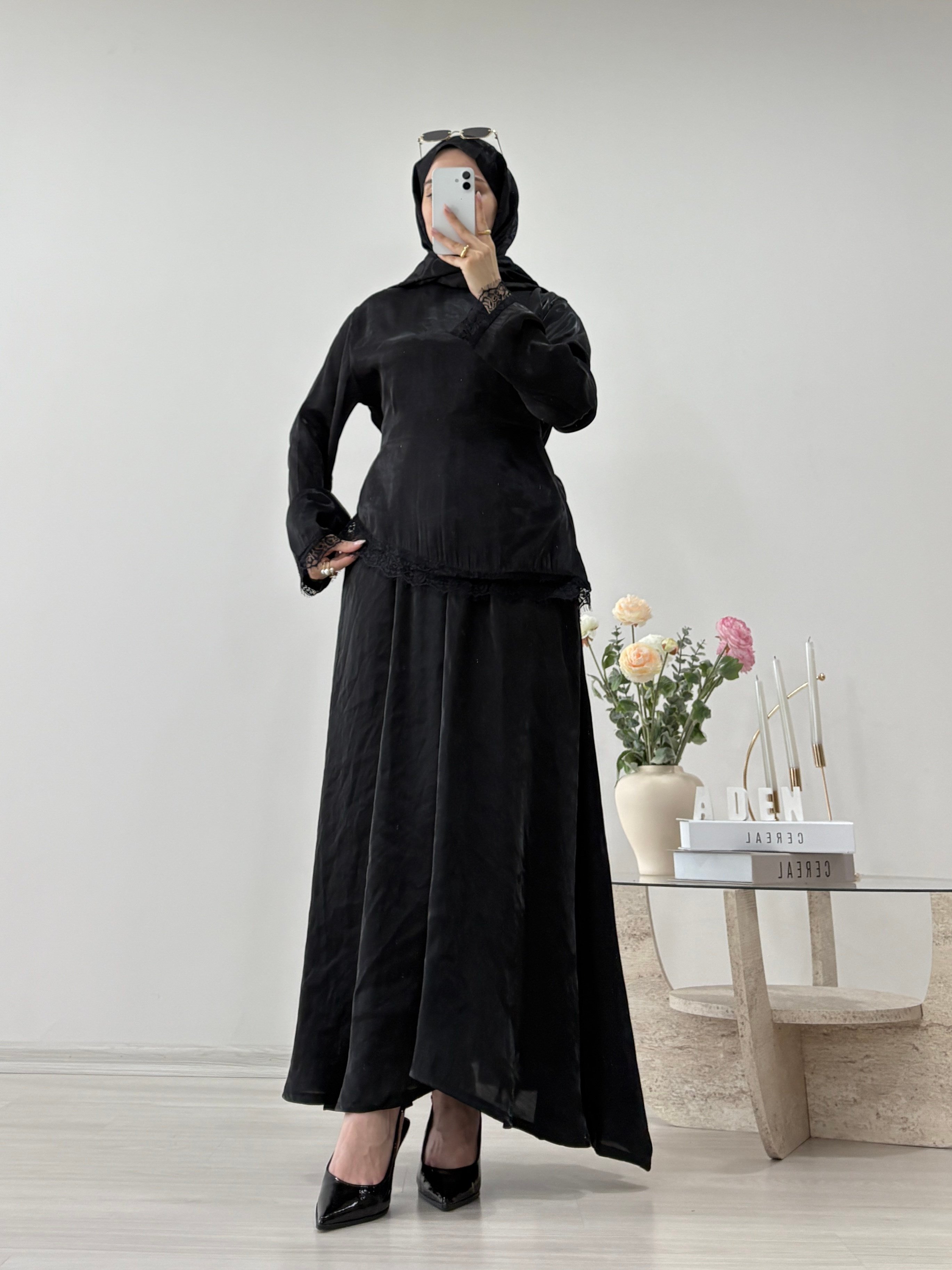 ETEKLİ DANTELLİ TAKIM SİYAH