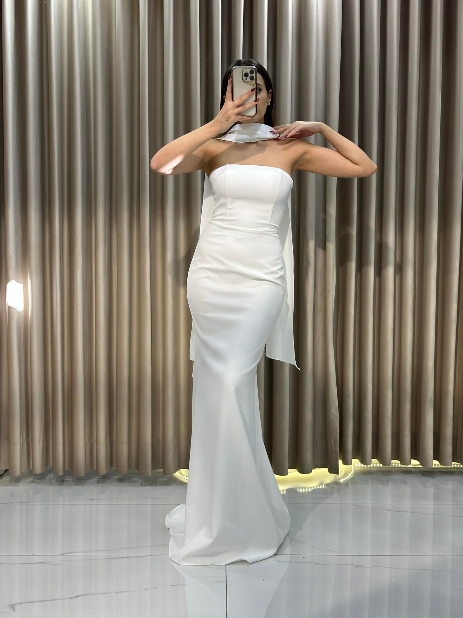 Beyaz Straplez Balık Model Abiye Elbise | Kaleiçi Yıldızlar