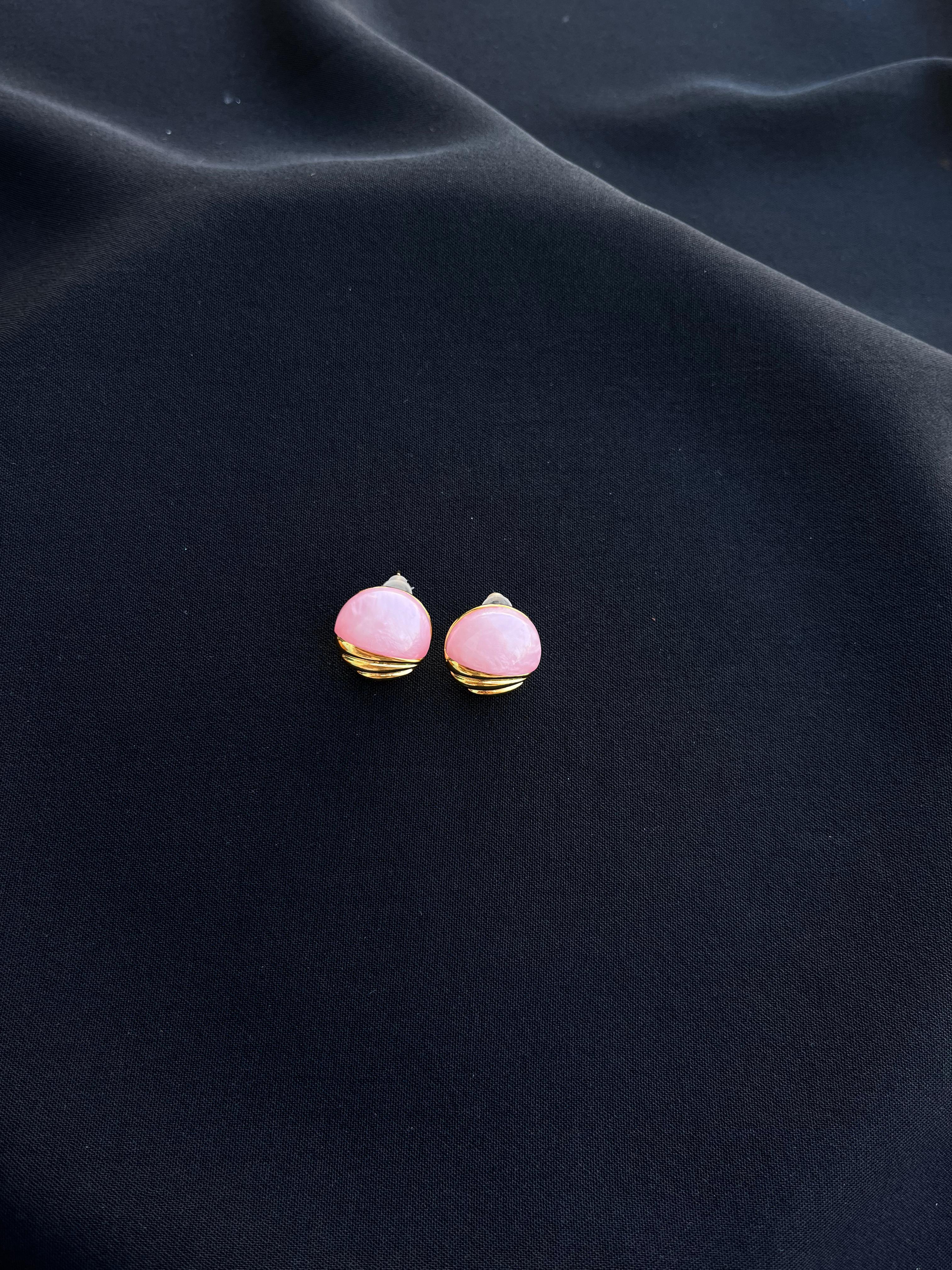 Pembe Damla Küpe
