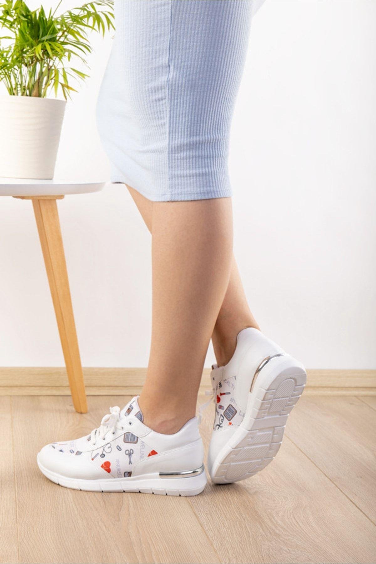 Beyaz Nurse Life Bağcıklı Ortopedik Doktor Hemşire Spor Ayakkabı-Nur Ortopedi