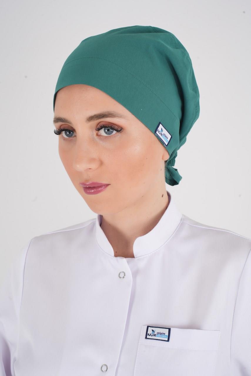 Düz Ameliyat Yeşili Renk Tesettür Doktor Hemşire Hastane Medikal Tesettür Cerrahi Bonesi-Nur Medikal Giyim