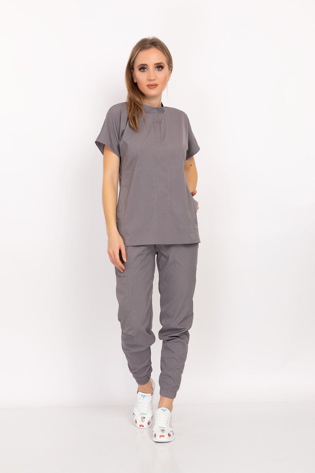 Gri Renk Çıt Çıtlı Hakim Yaka Soft Likra Doktor Hemşire Hastane Cerrahi Nöbet Forma Takım-Nur Medikal Giyim