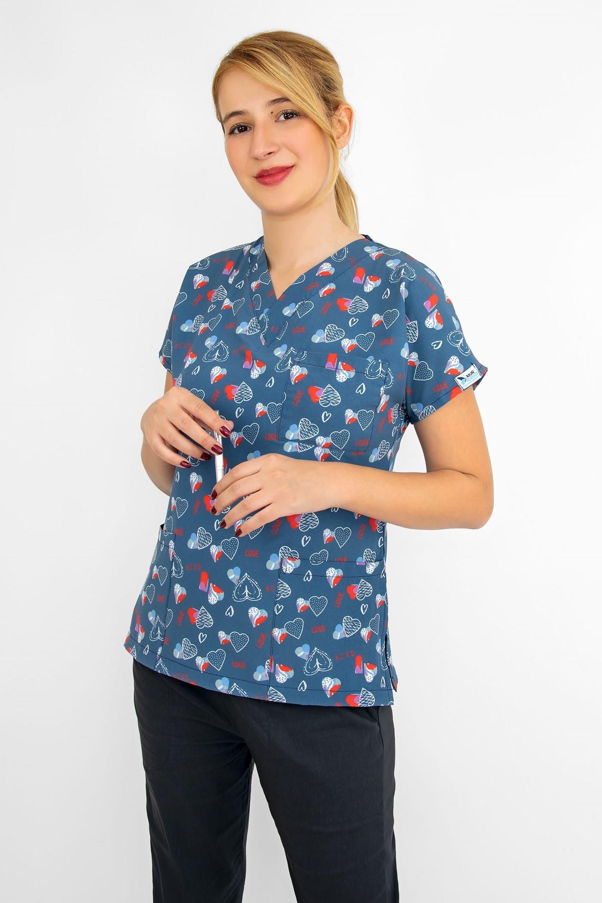 Lacivert Love Desenli Likralı Doktor Hastane Hemşire Tek Üst Forması-Nur Medikal Giyim