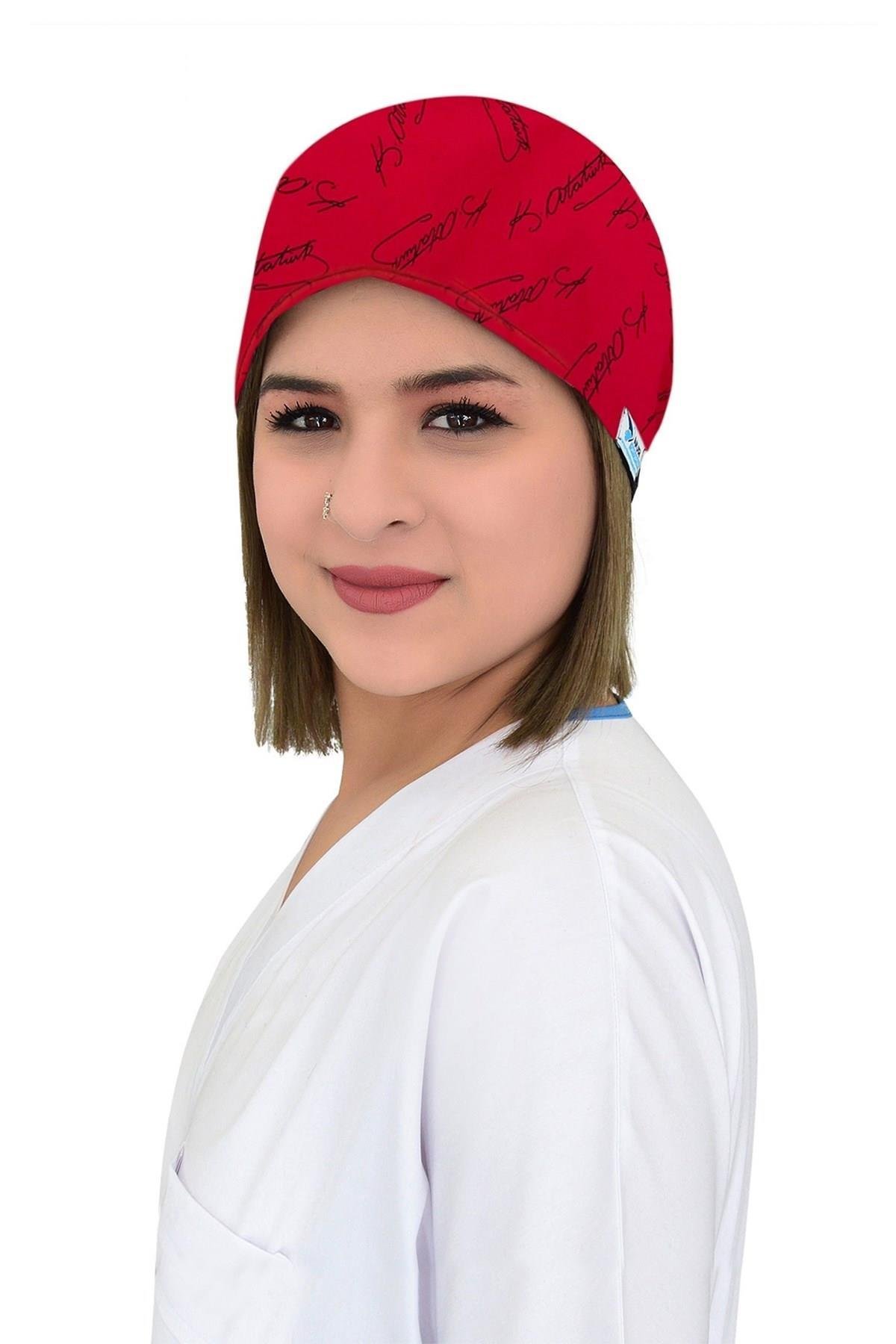 Unisex Kırmızı Atatürk İmza Desenli Cerrahi Bone Doktor Saç Bonesi-Nur Medikal Giyim