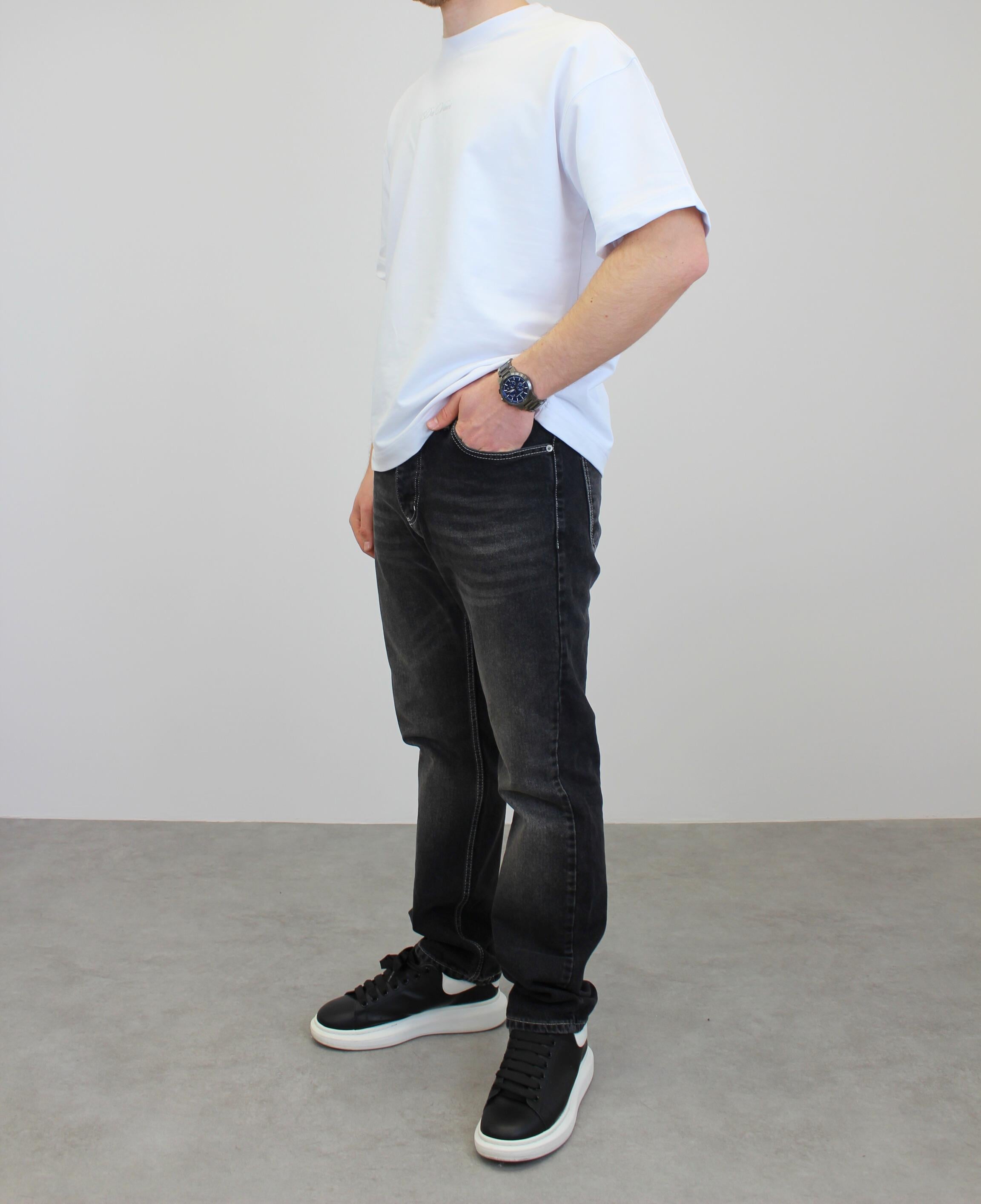 SİYAH YIKAMALI REGULAR JEAN