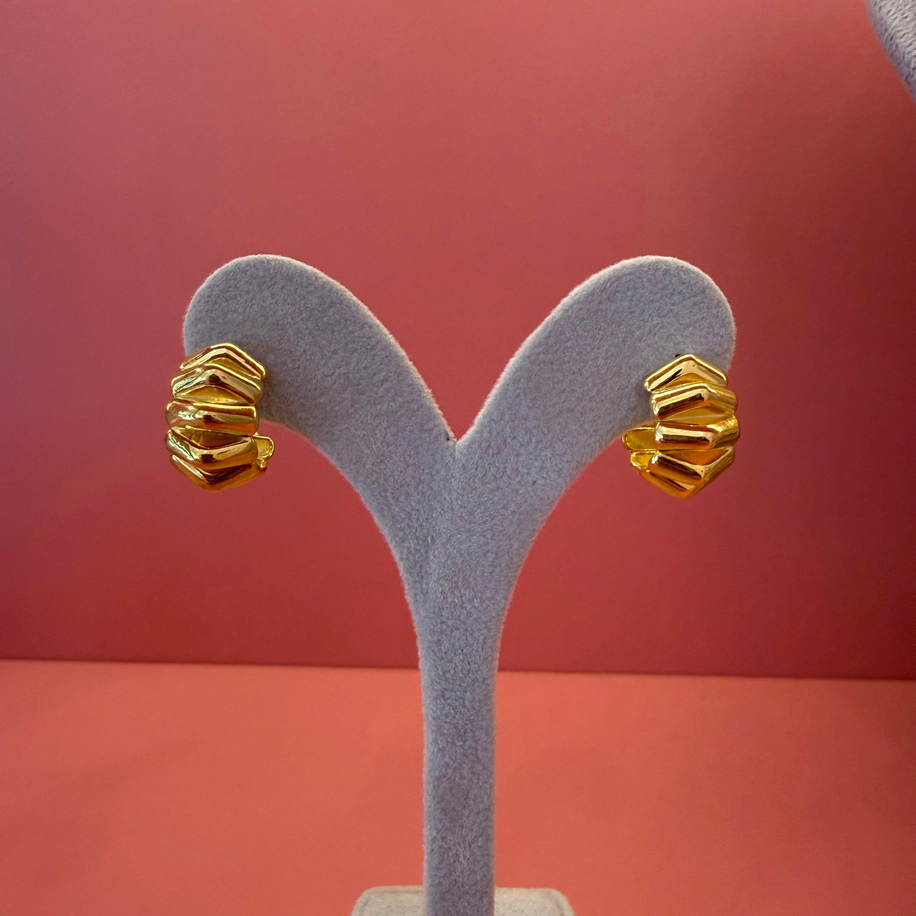 BETTY BOMBELİ GOLD KÜPE