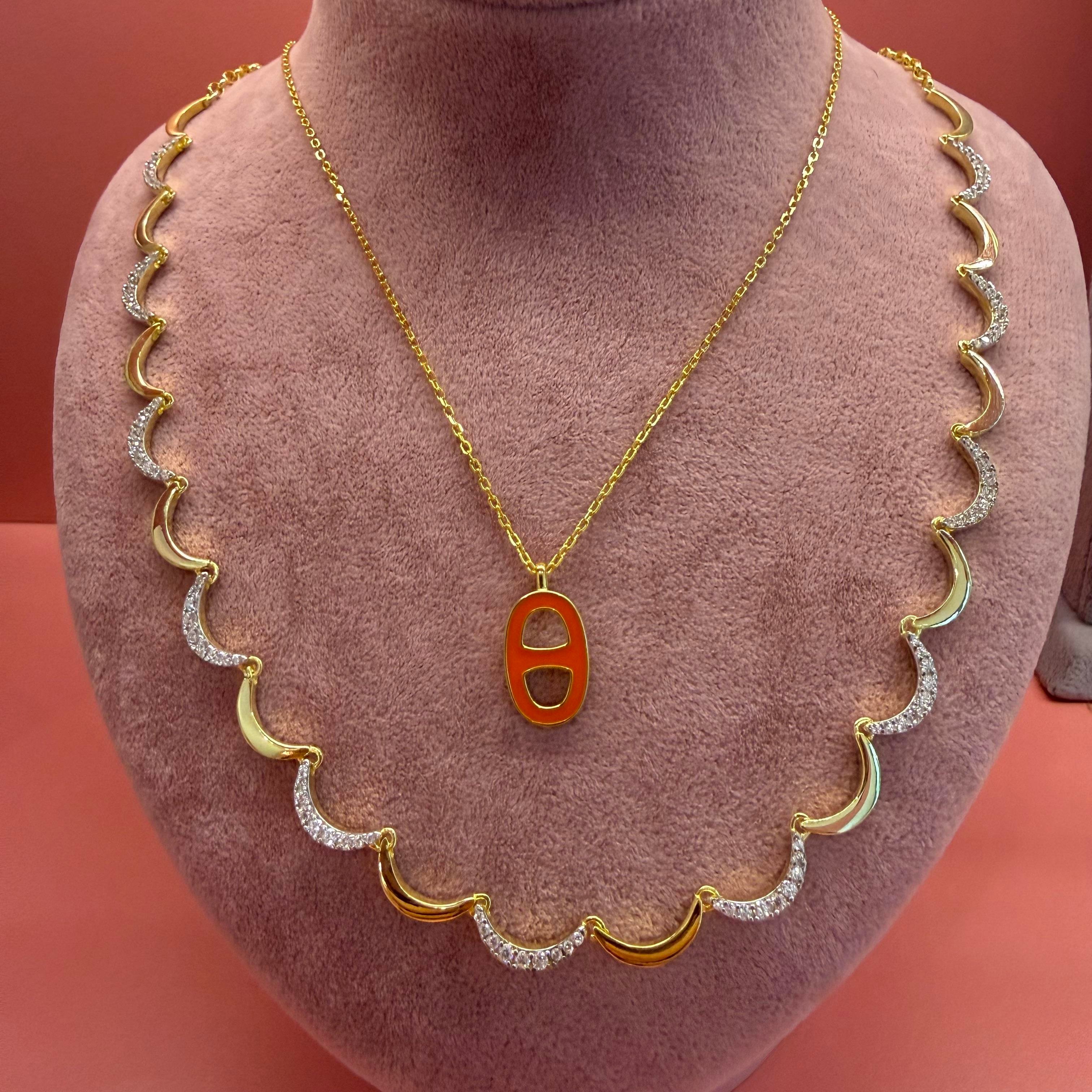 HALF-MOON DIAMOND GOLD KOLYE