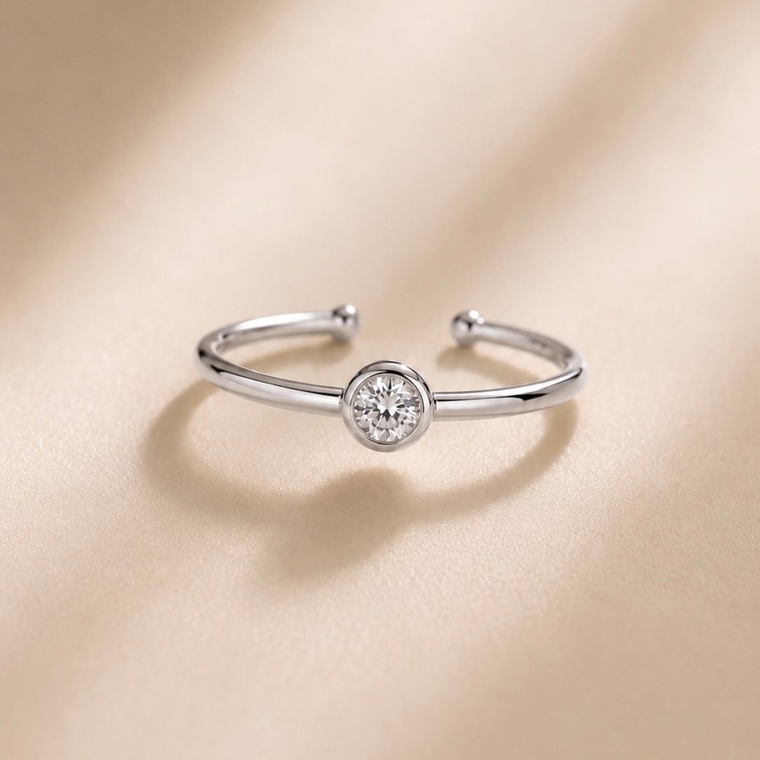 VELORA SILVER NOVA RING