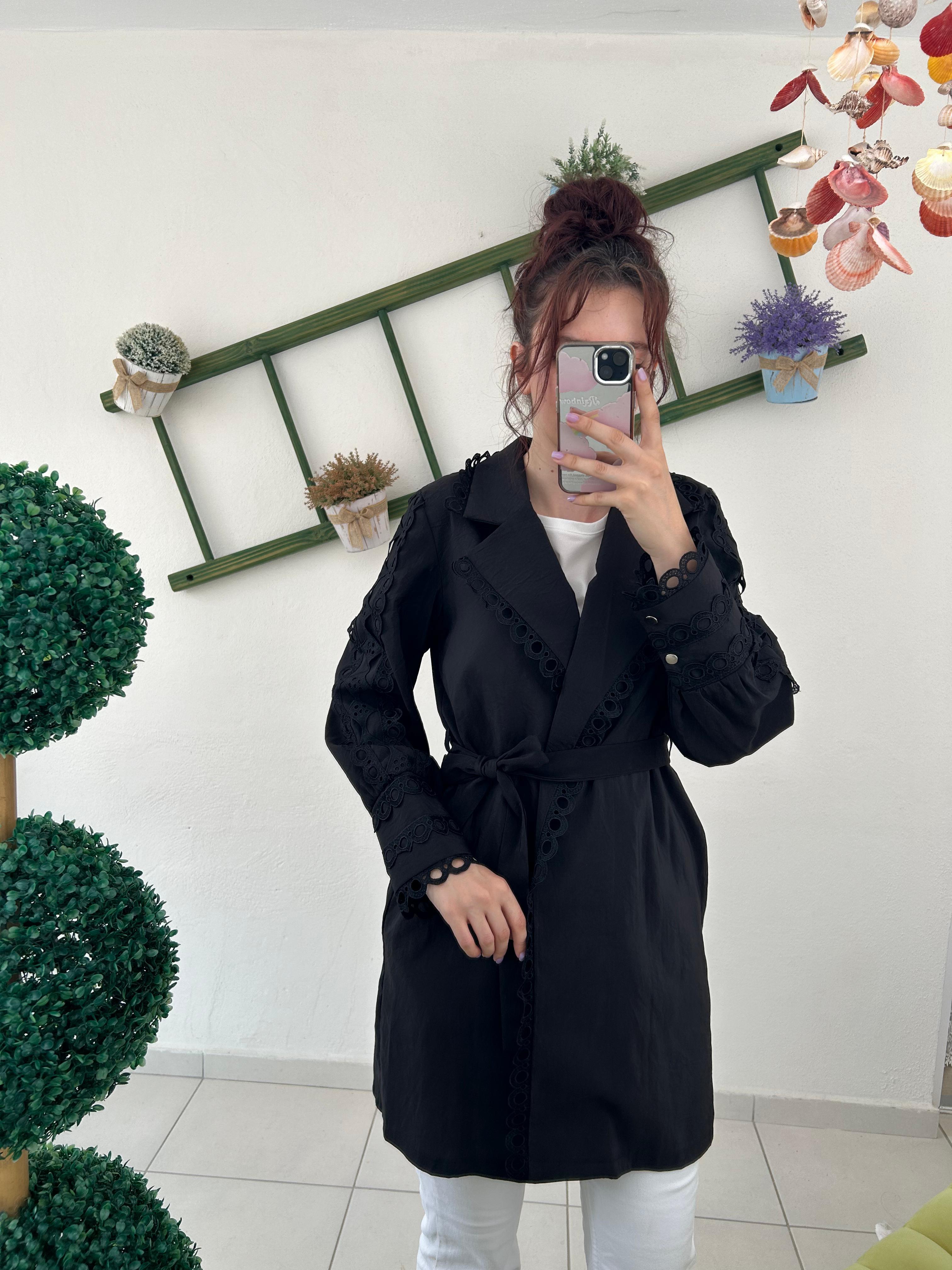 SELİNADA İTHAL DANTEL DETAY QUPRA CEKET/SIYAH/38 BEDEN