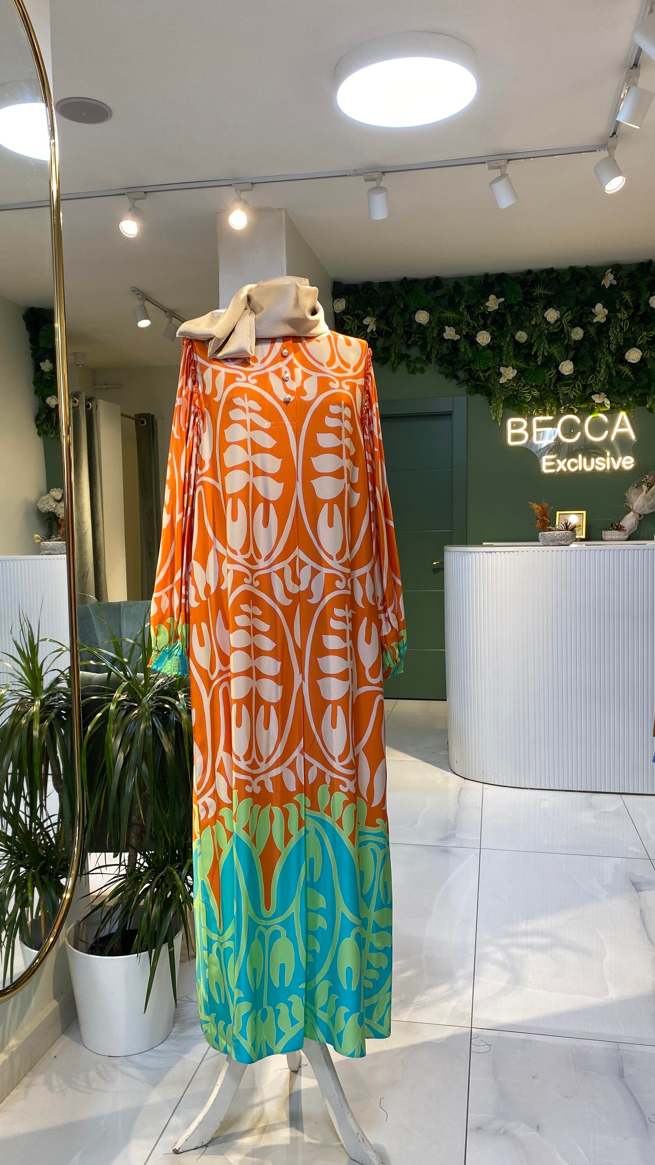 RENKLİ İPEK ELBİSE