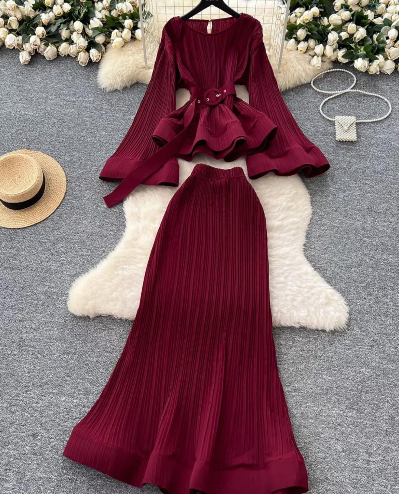 ALEXANDRA SUIT