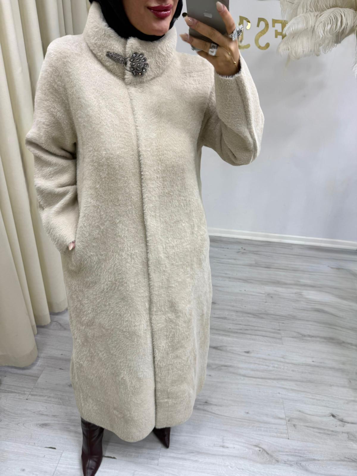 BROŞ DETAYLI MAX BOY ANGORA KABAN
