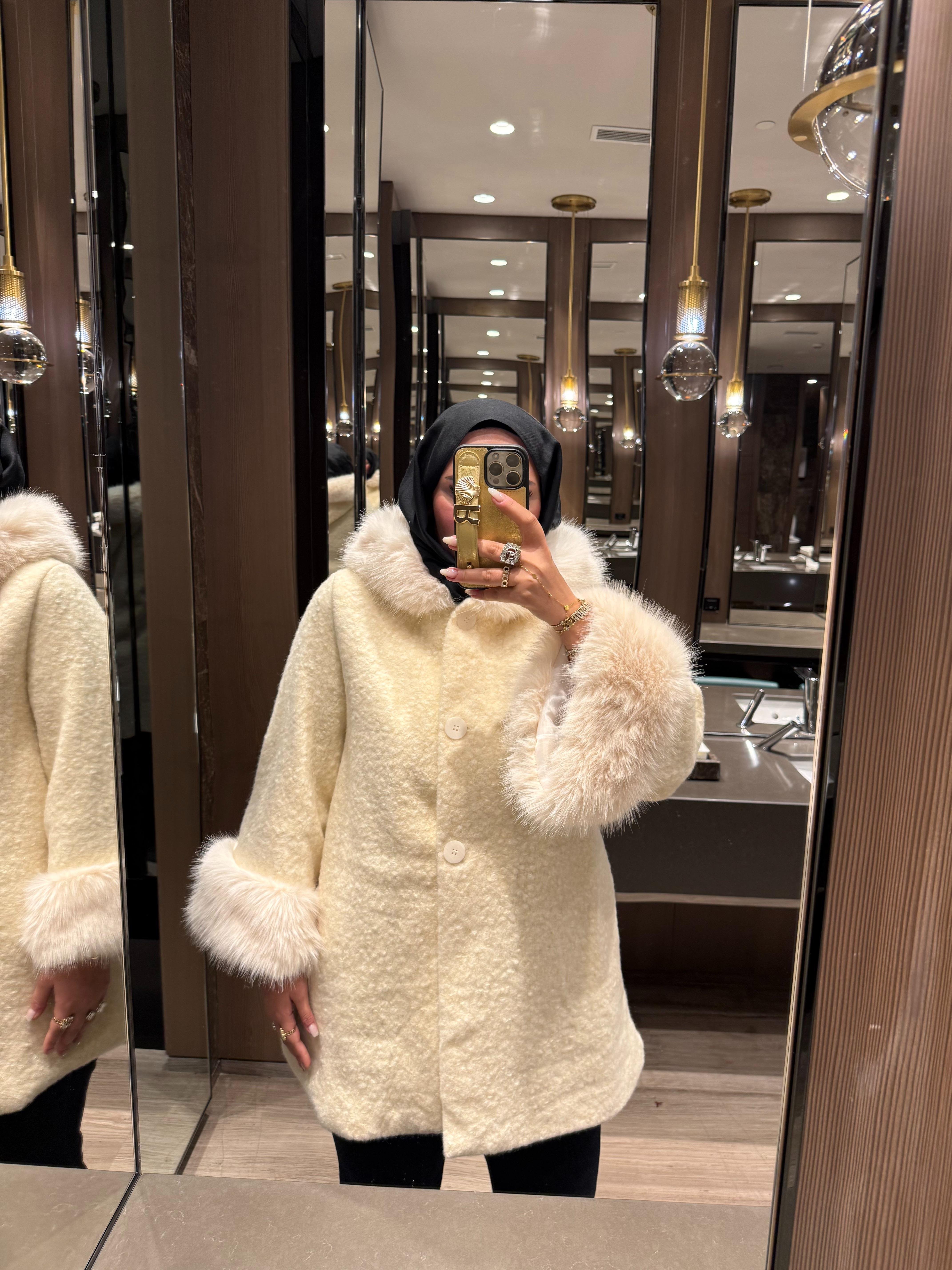 CANDY FOX FUR CABAN