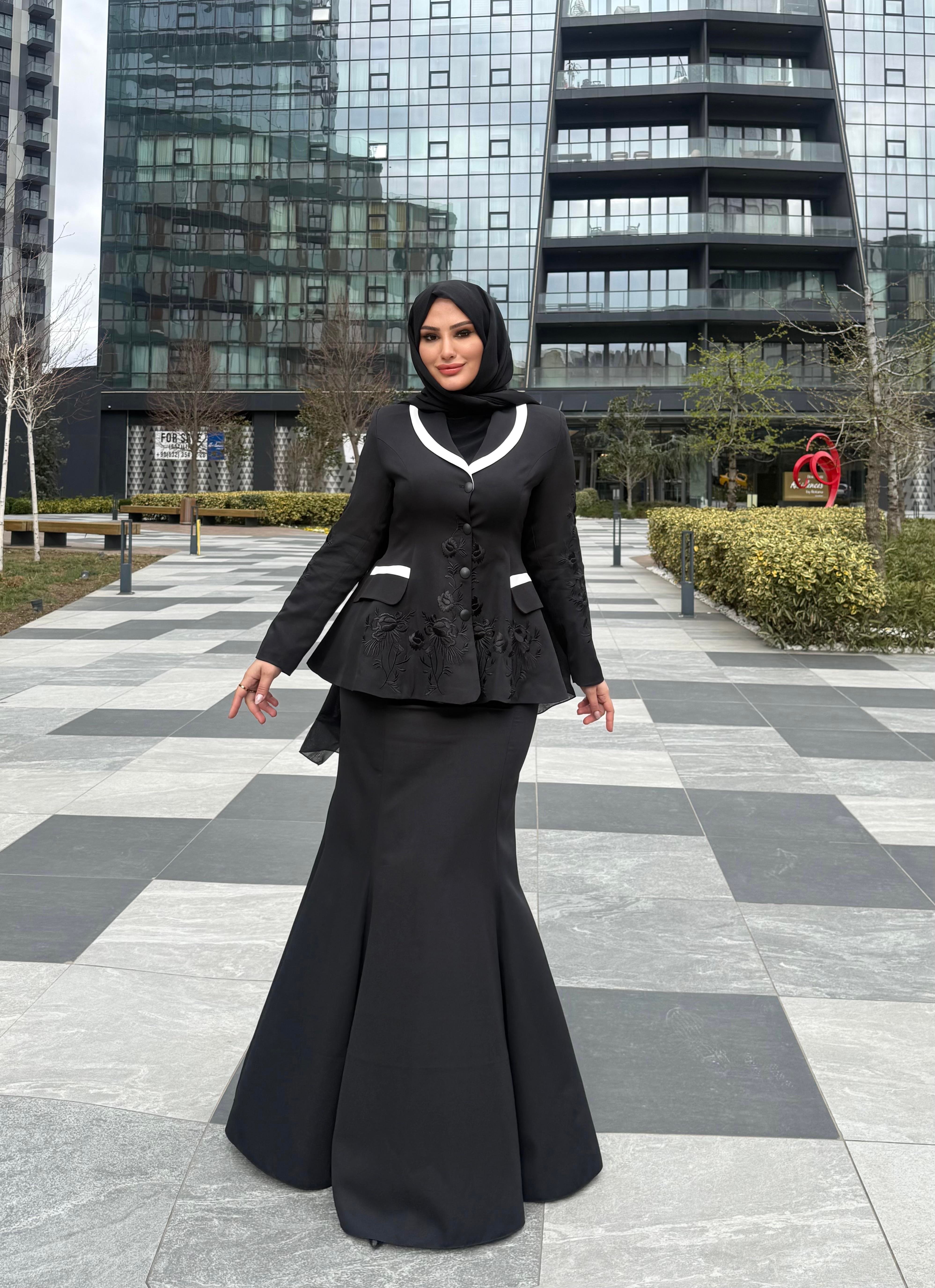 VERA NAKIŞLI TAKIM