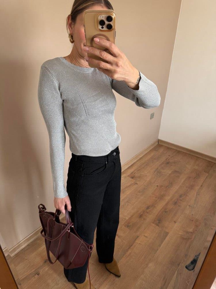 Açık Gri Simli Triko Kumaş Body