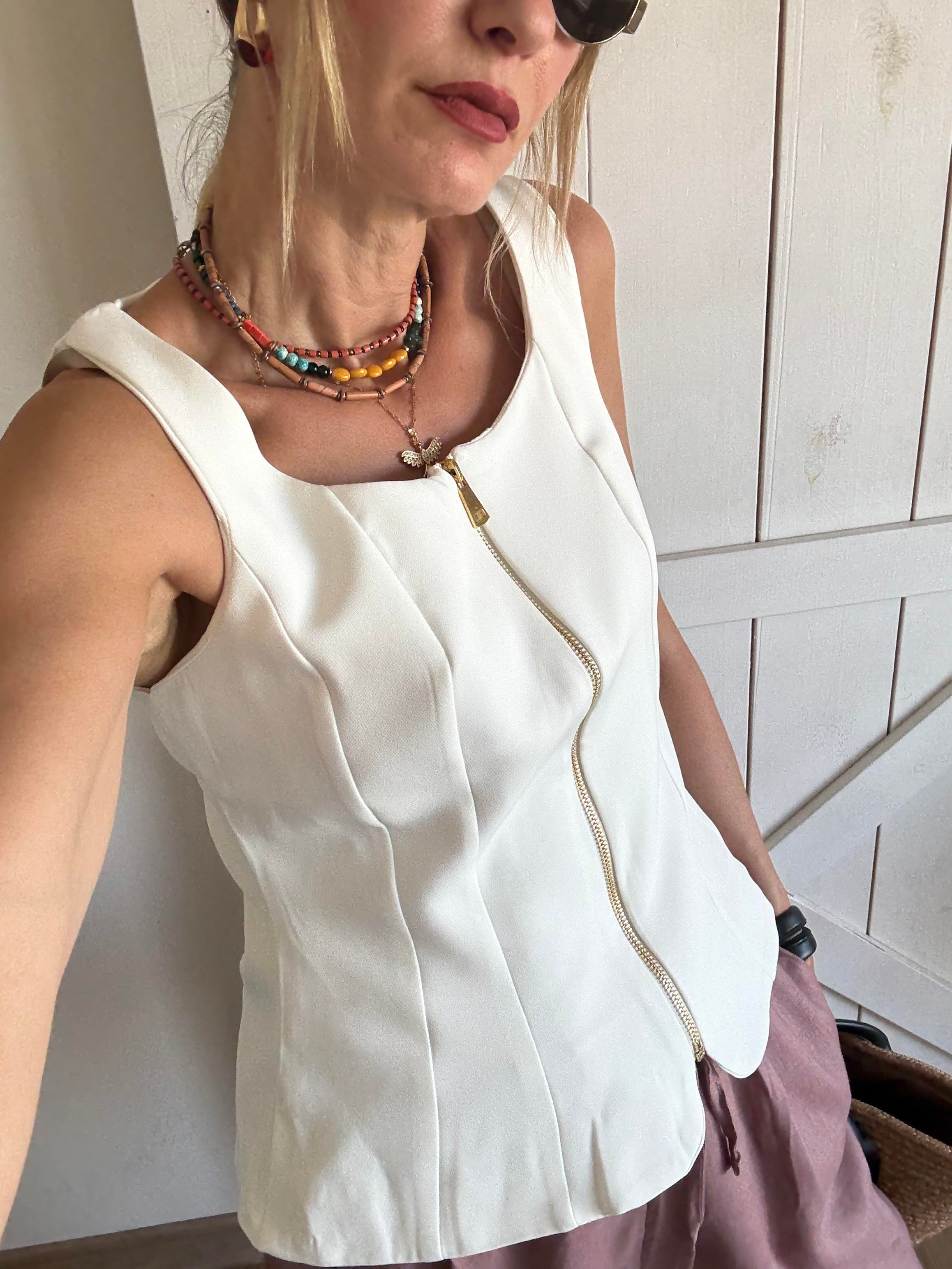 Beyaz Fermuarlı Kalın Askılı Yelek