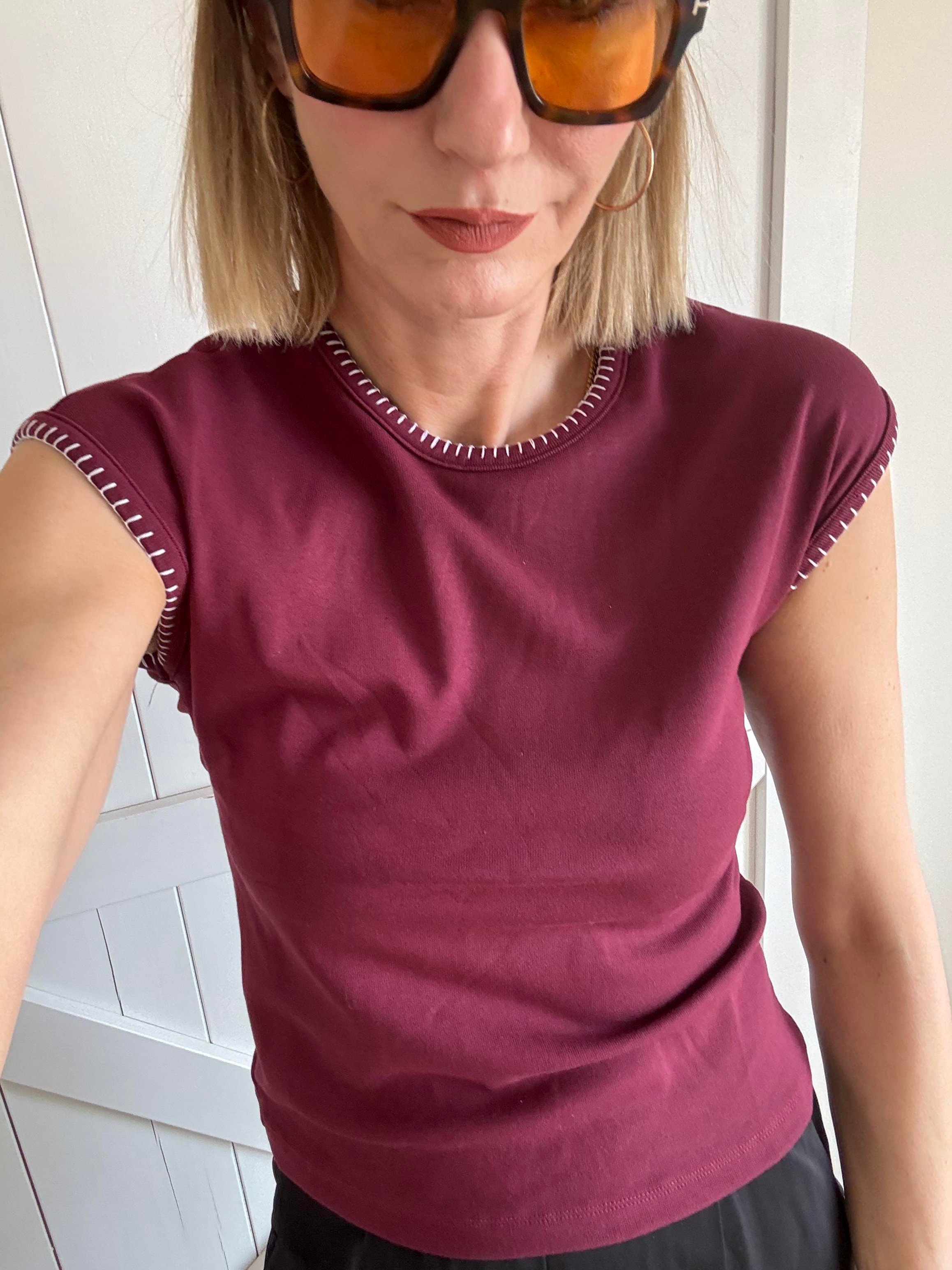 Bordo Kroşeta Dikişli Tişört