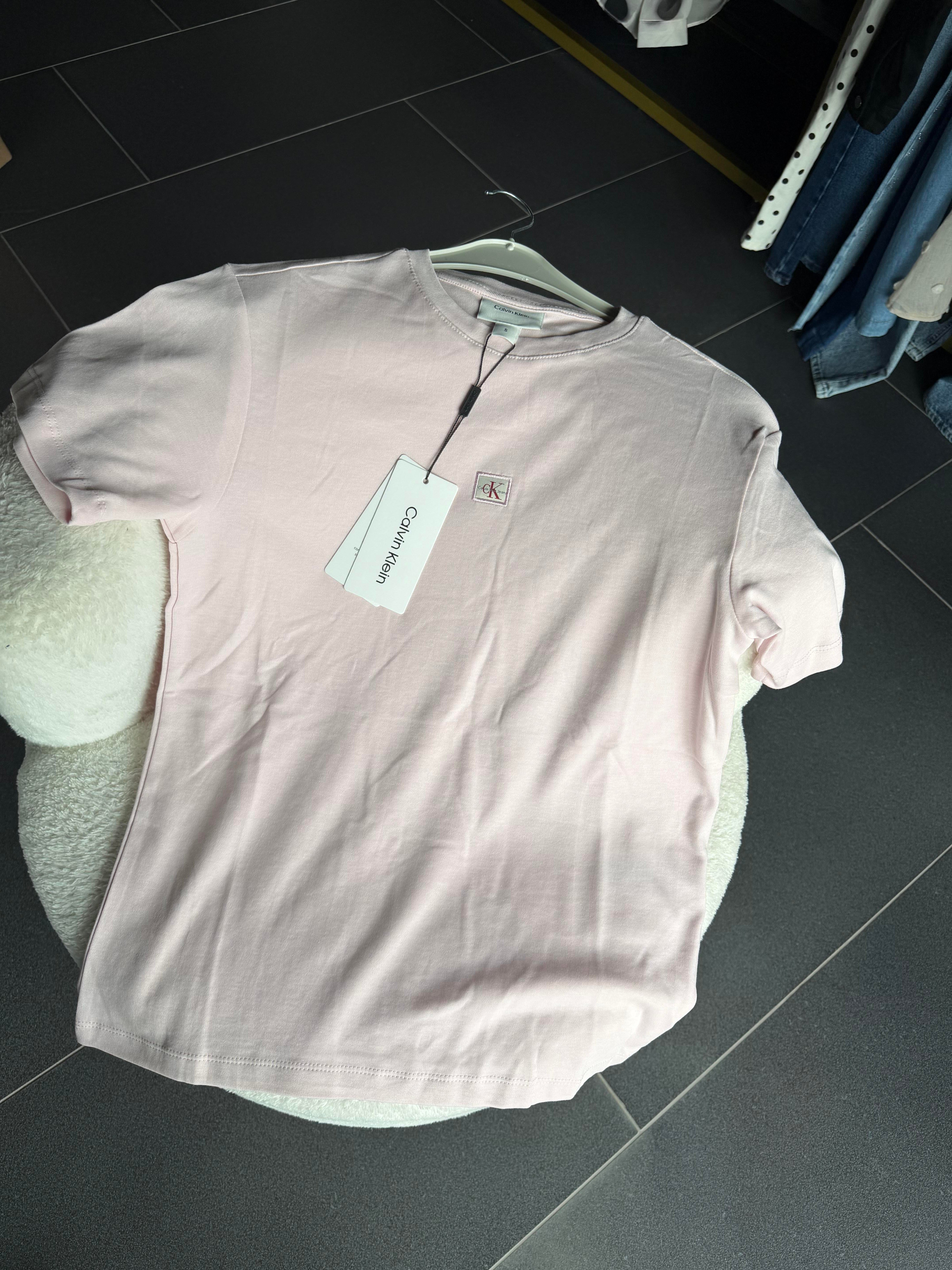 C Toz Pembe Minimal Tshirt