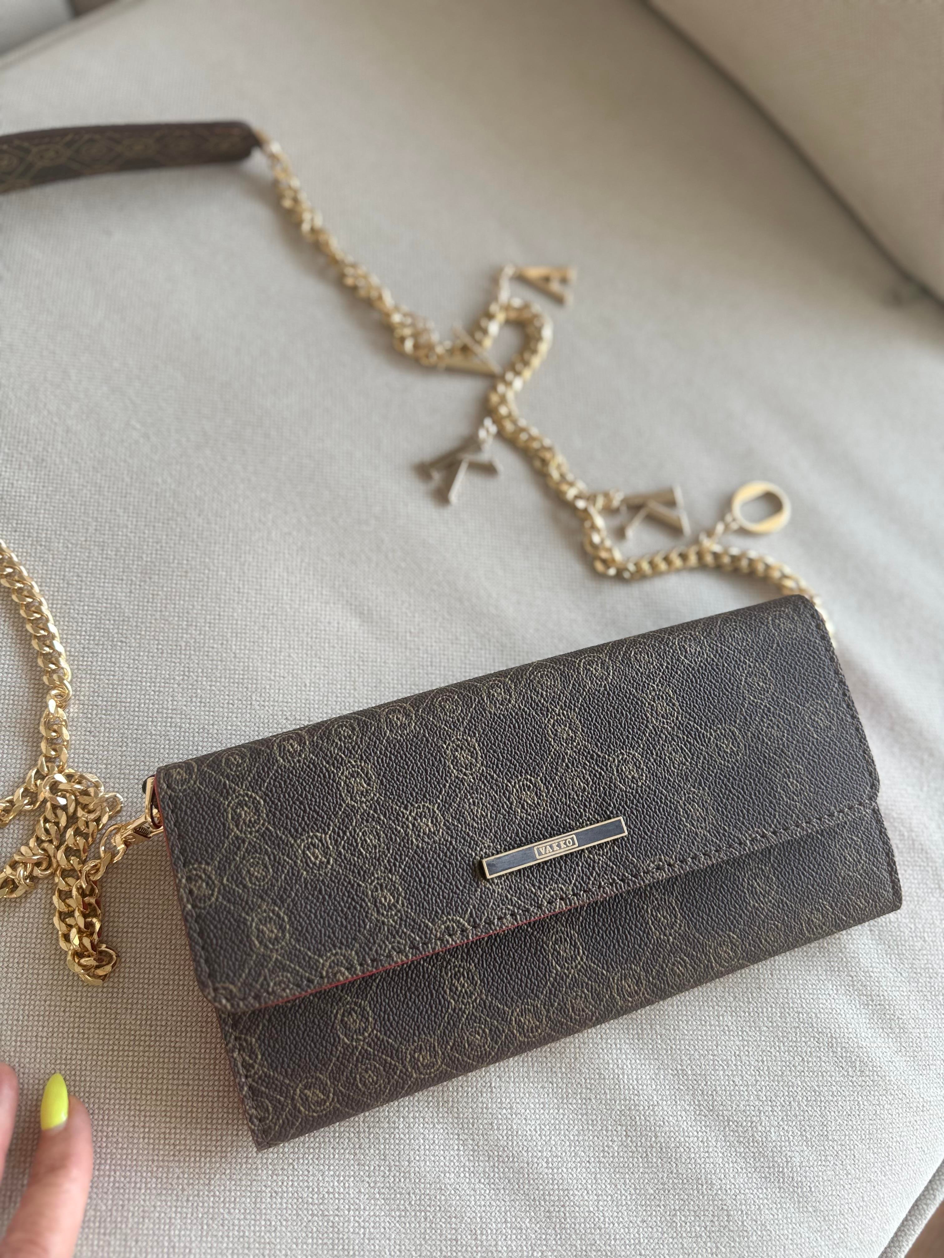 Charmlı Kahve Zincirli Clutch 