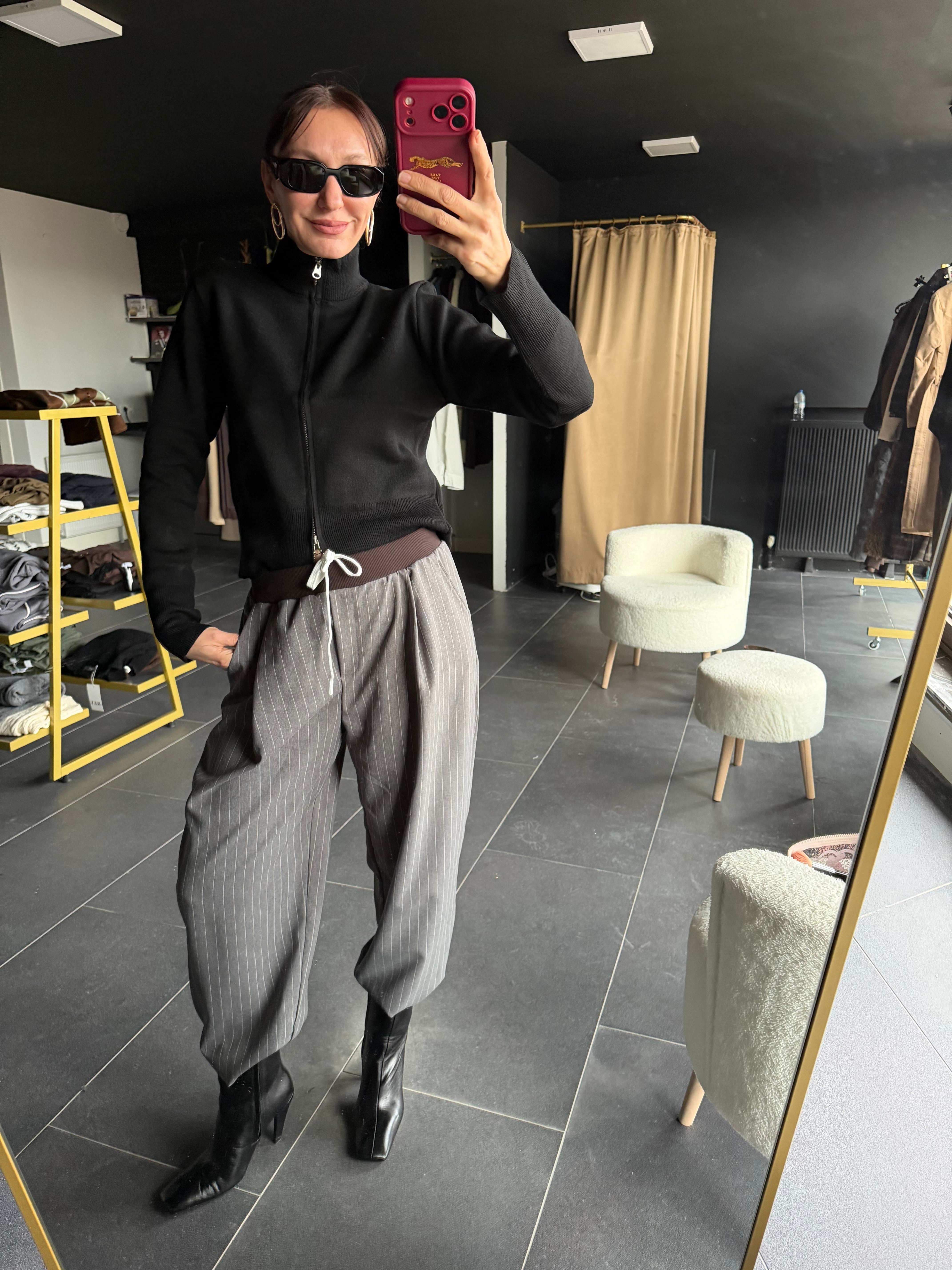 Çift Fermuarlı Siyah Hırka