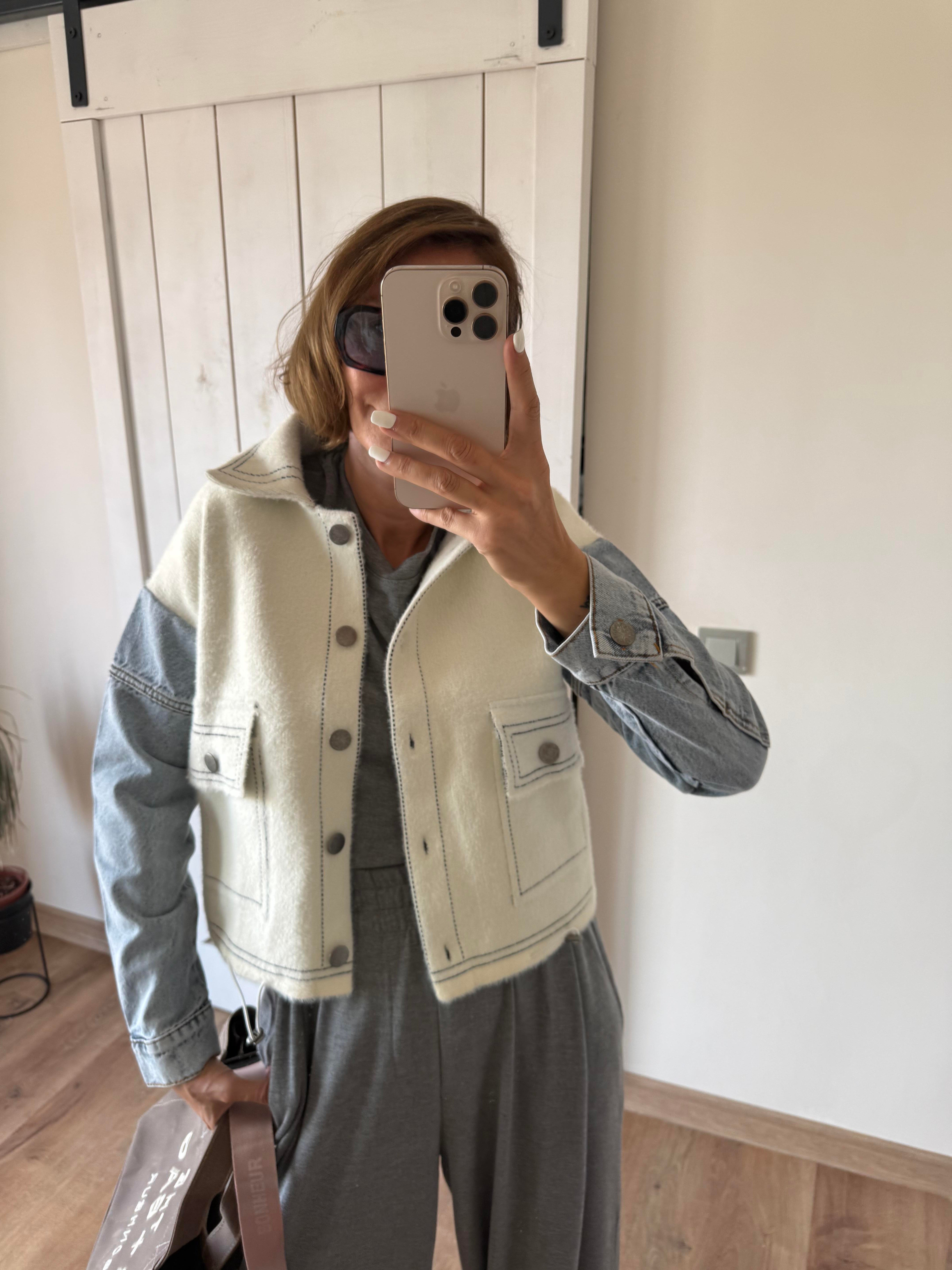 Ekru Denim Detaylı Ceket