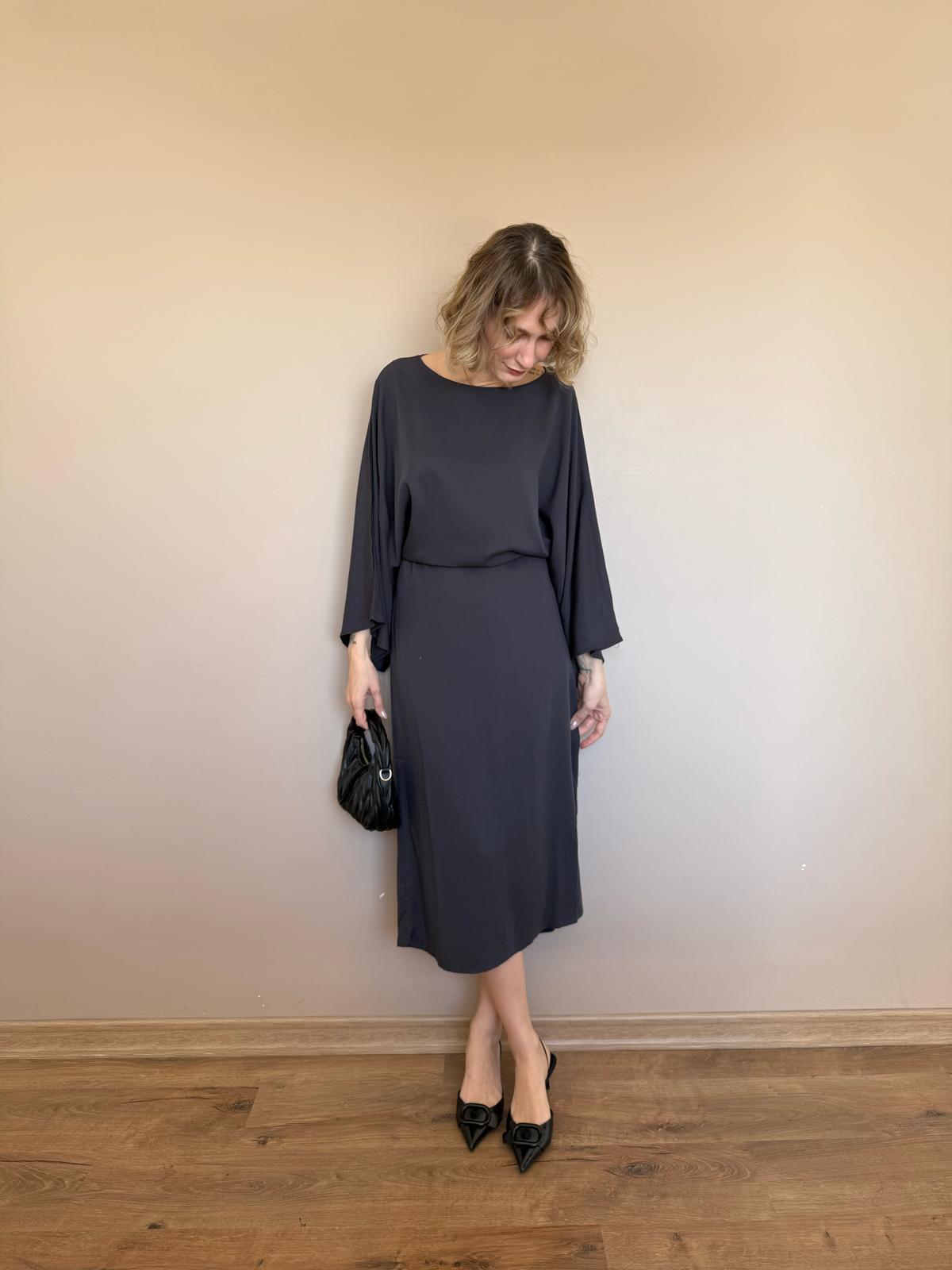 FÜME Bel Büzdürme Ayarlamalı Yarasa Kol Elbise