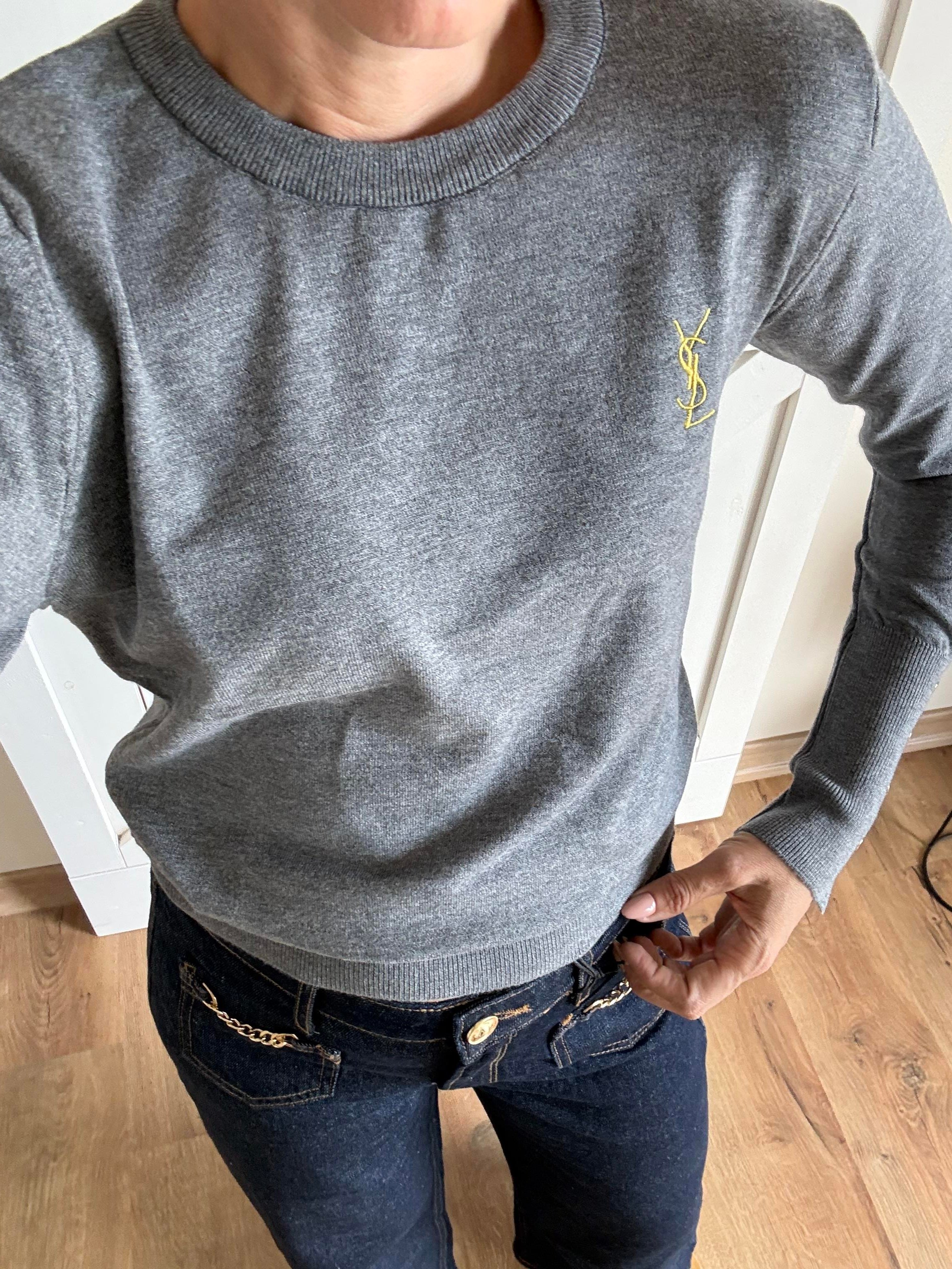 Gri Ysl Bilekleri Zımbalı Triko