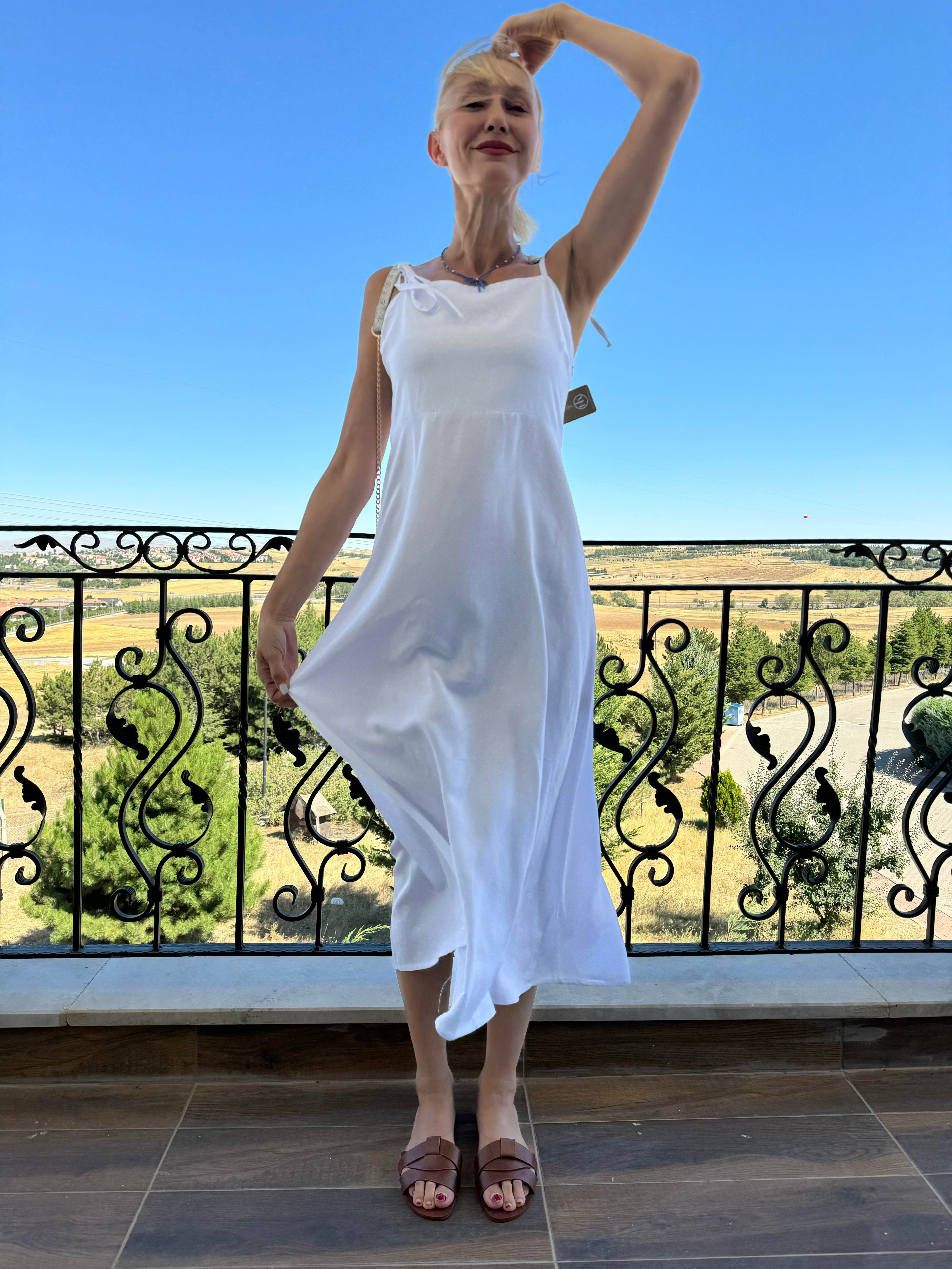 Hk Bride Bağlama Askı Elbise