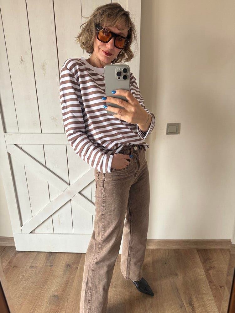 Kahverengi Çizgi Detaylı Basic