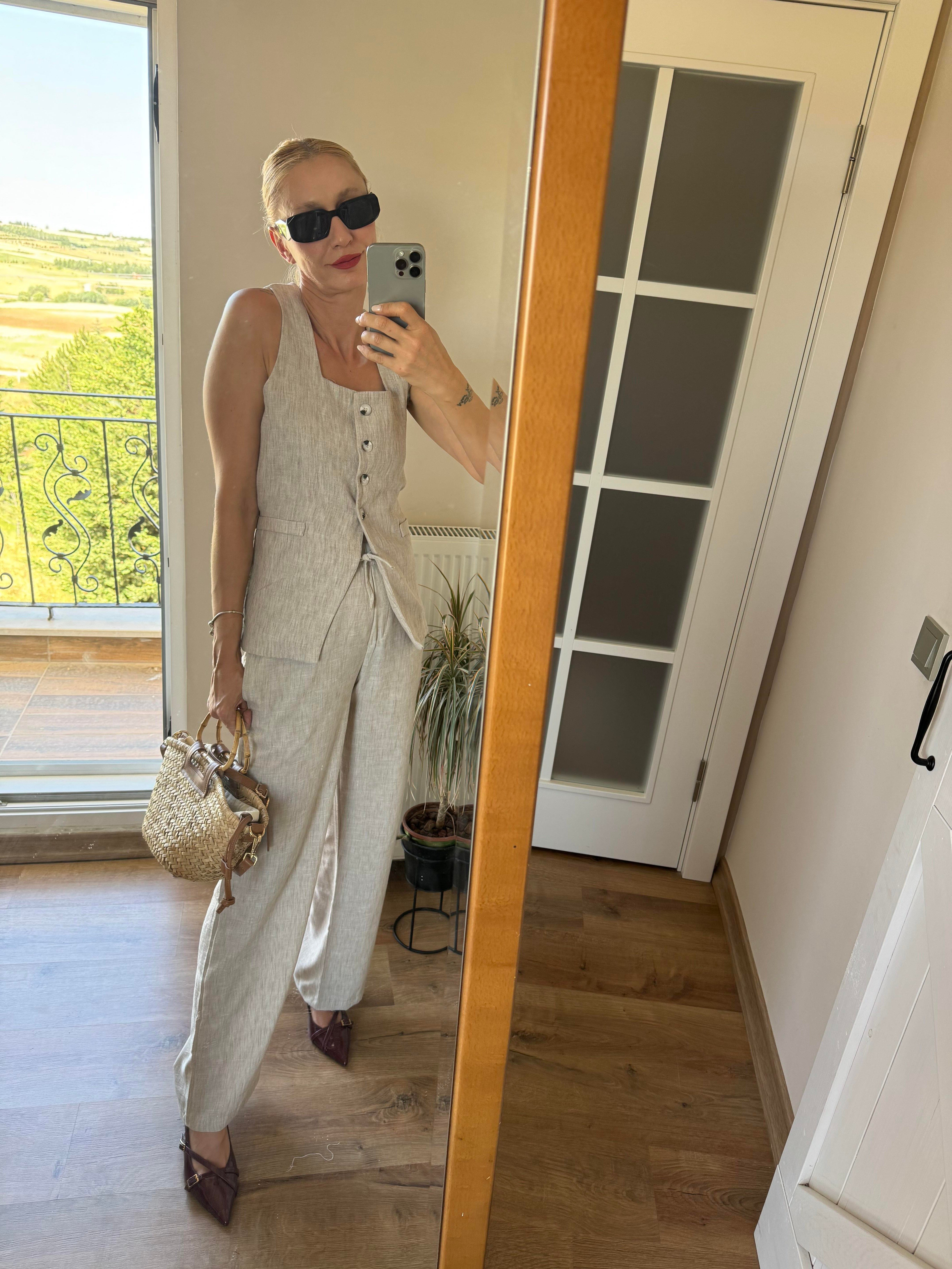 Md Ekru Yelekli Keten Takım 4 Düğmeli