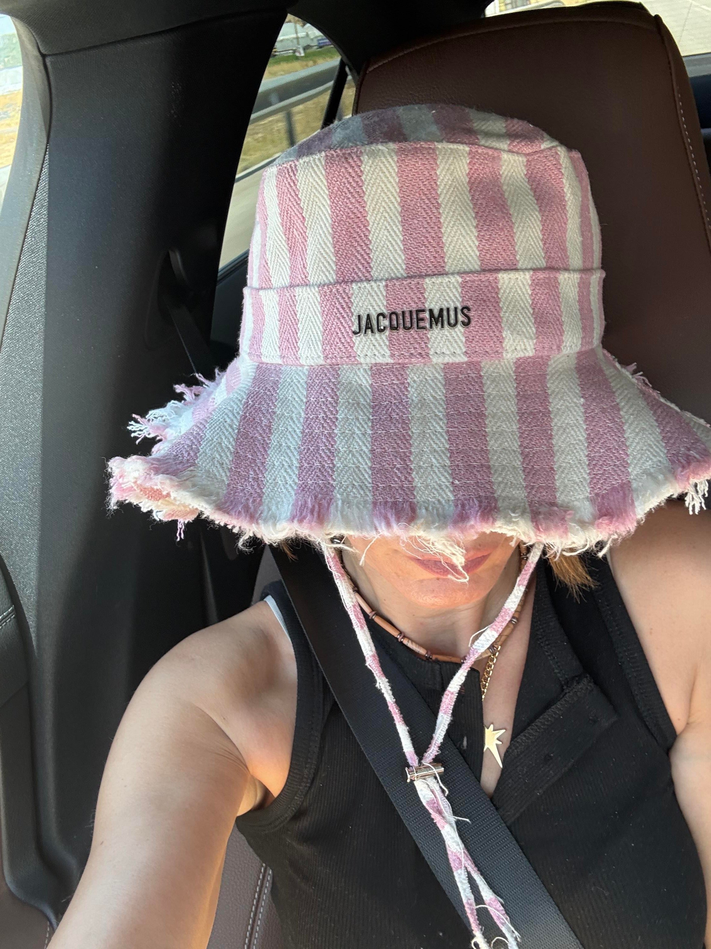 Pembe Çizgili Bucket Şapka