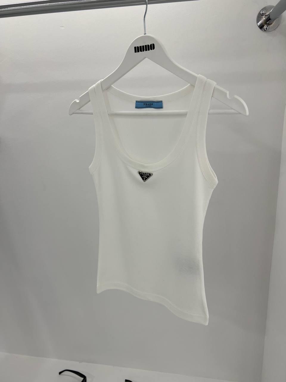 Premium Beyaz Metal Detaylı Atlet