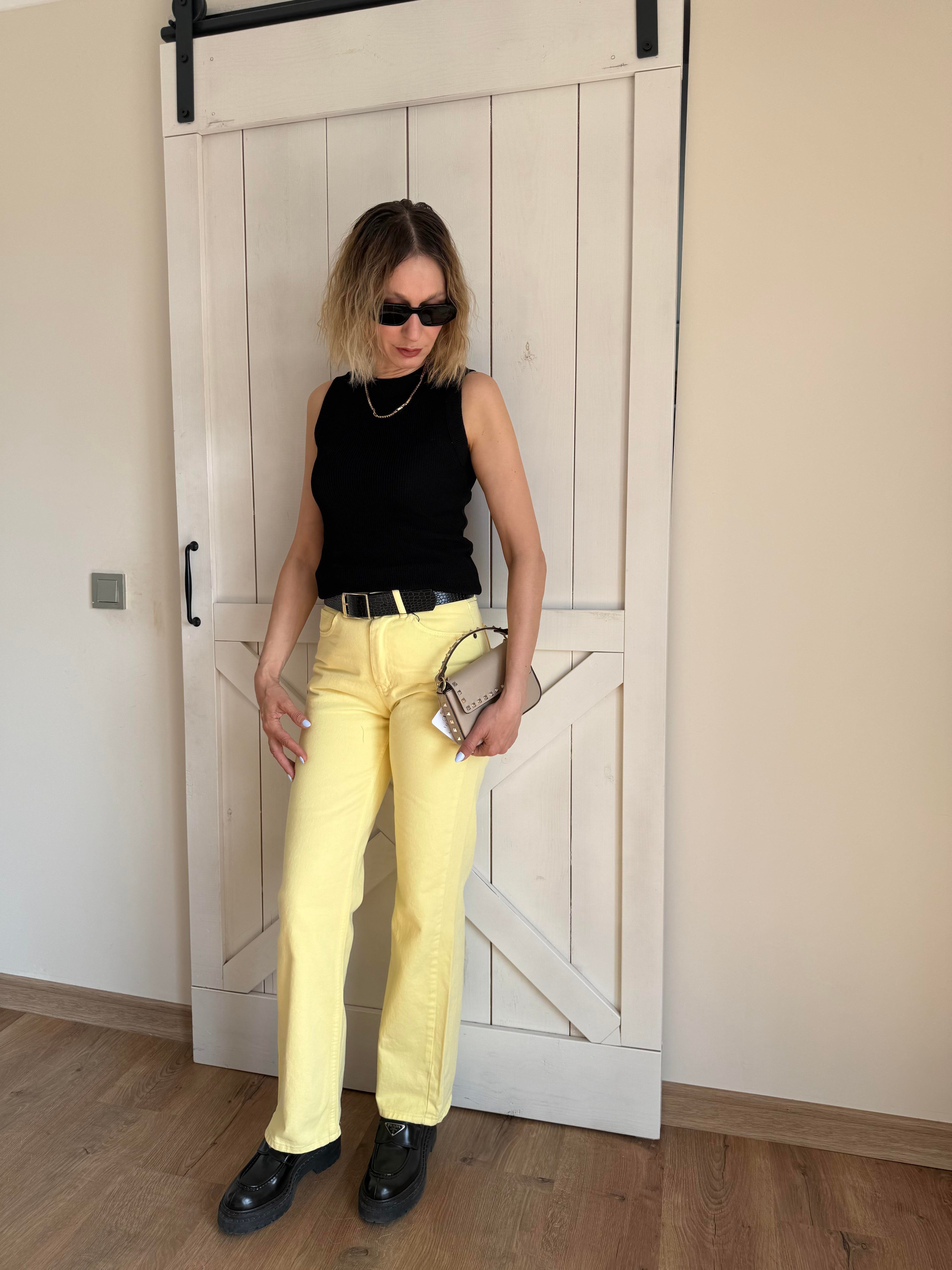 Sarı Kuzmina Straight Jean