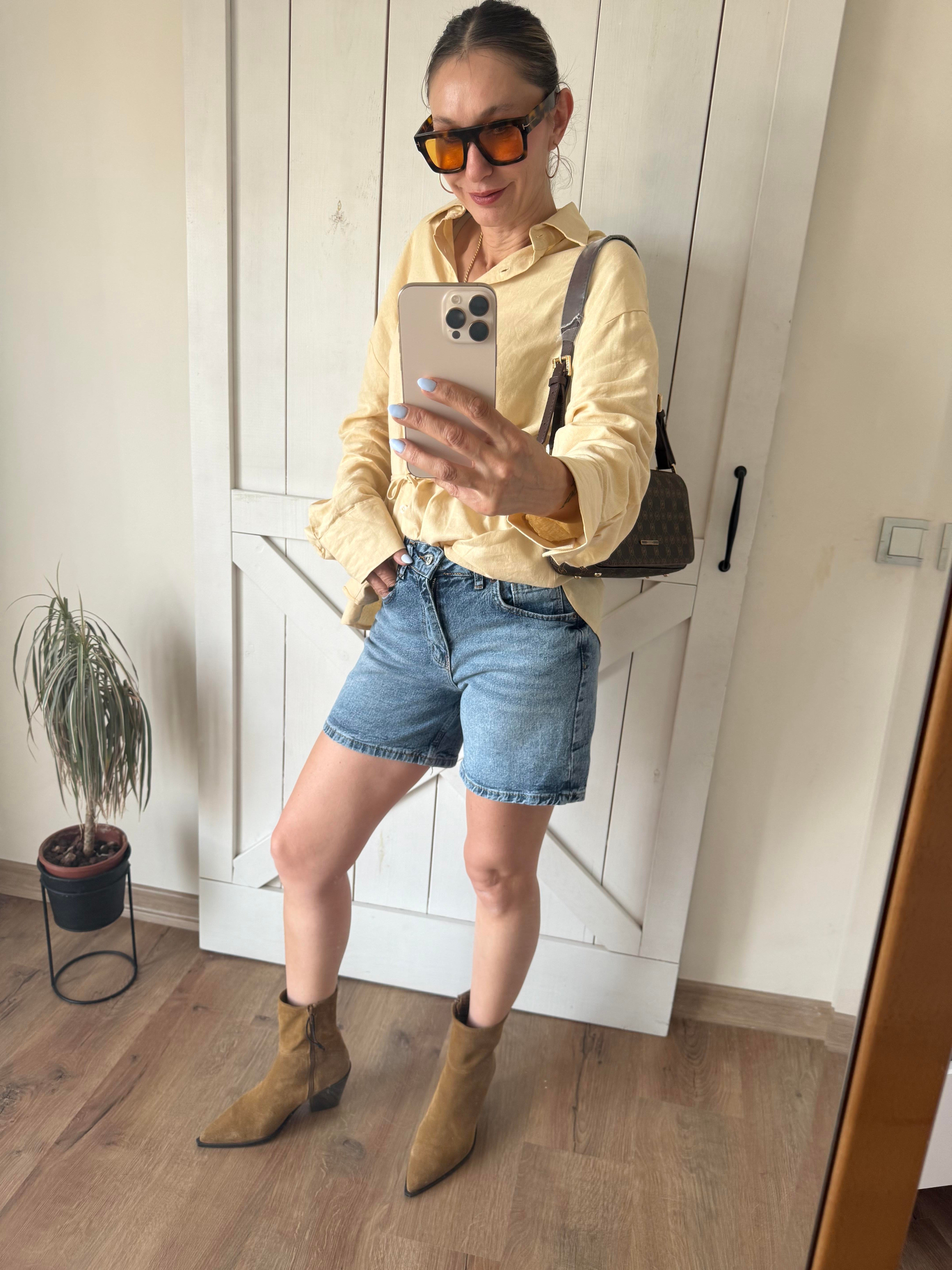 Şehir İçi Denim Şort