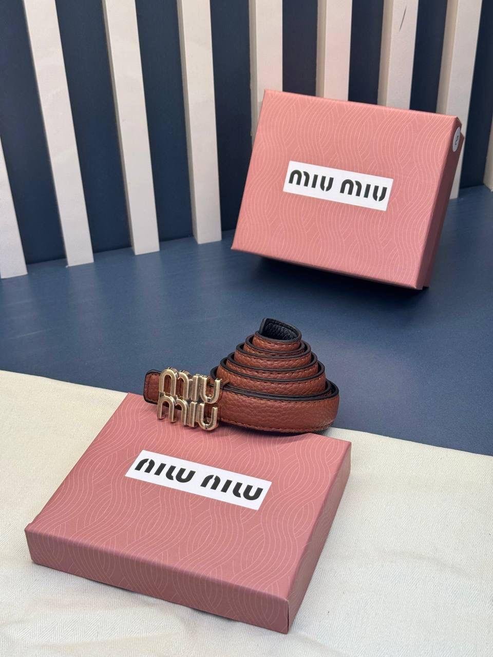 Taba Deri Amblemli Kemer