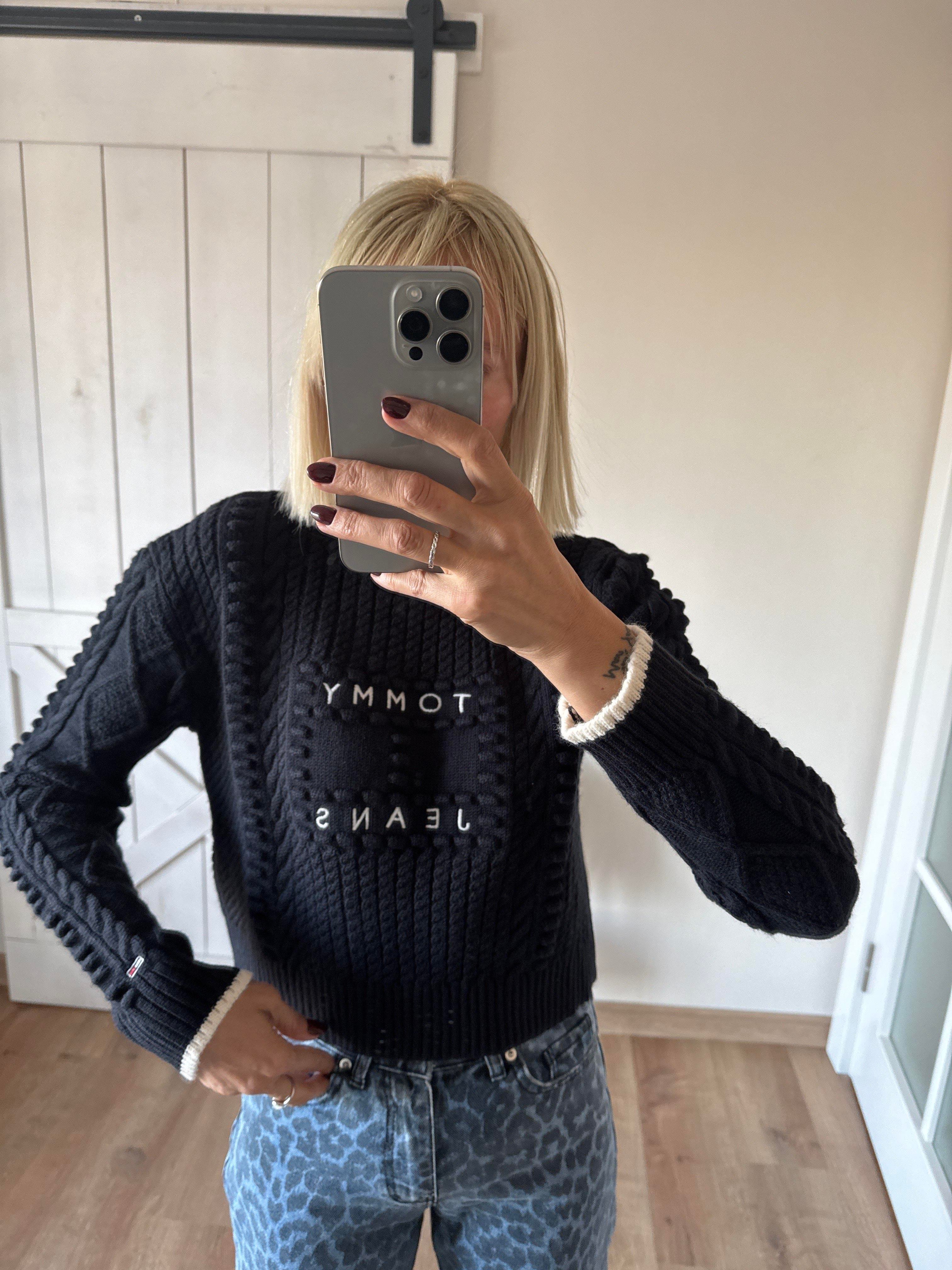 Th Bubble Laci Kazak