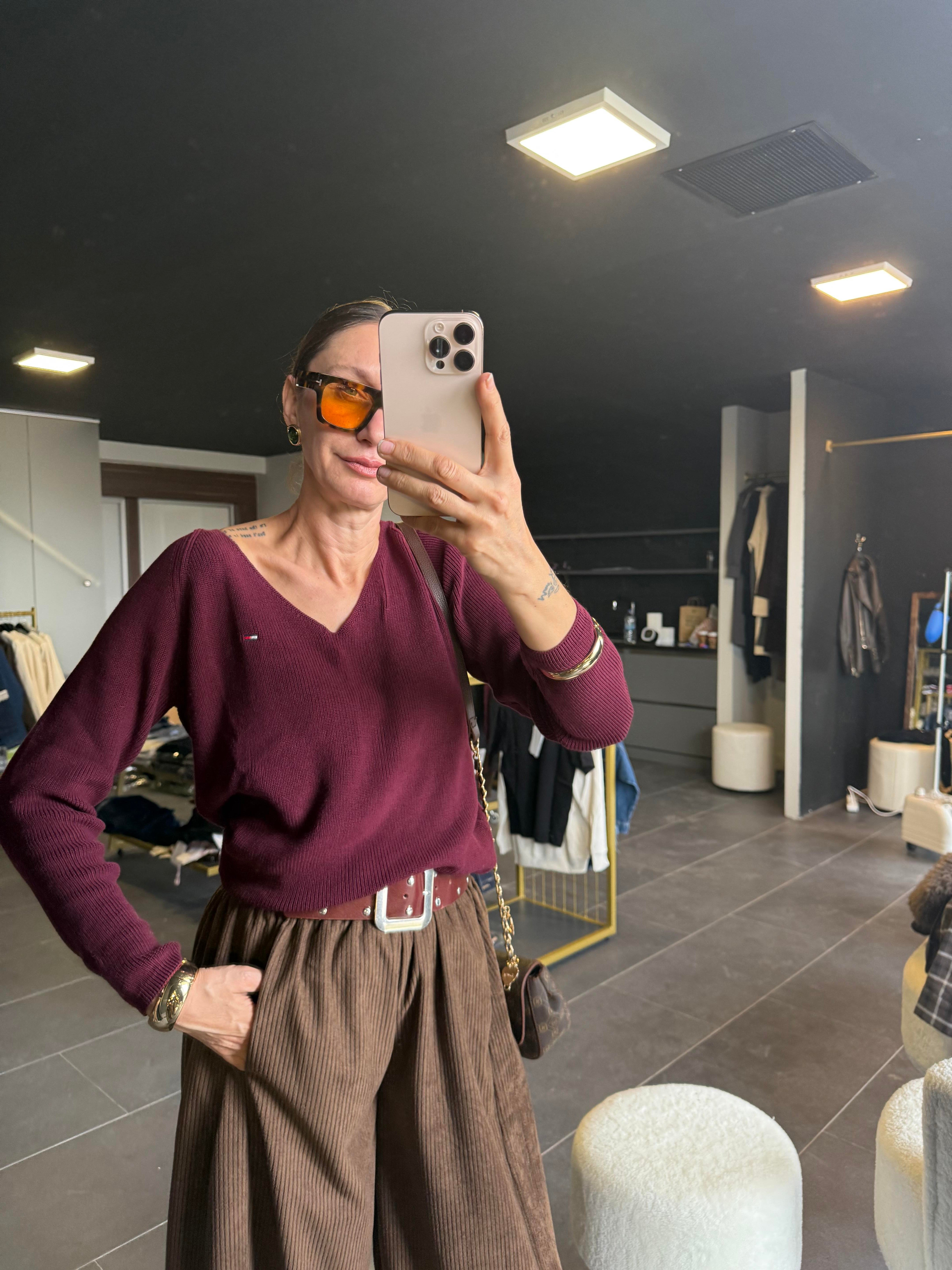 V Yaka Bordo Th Triko