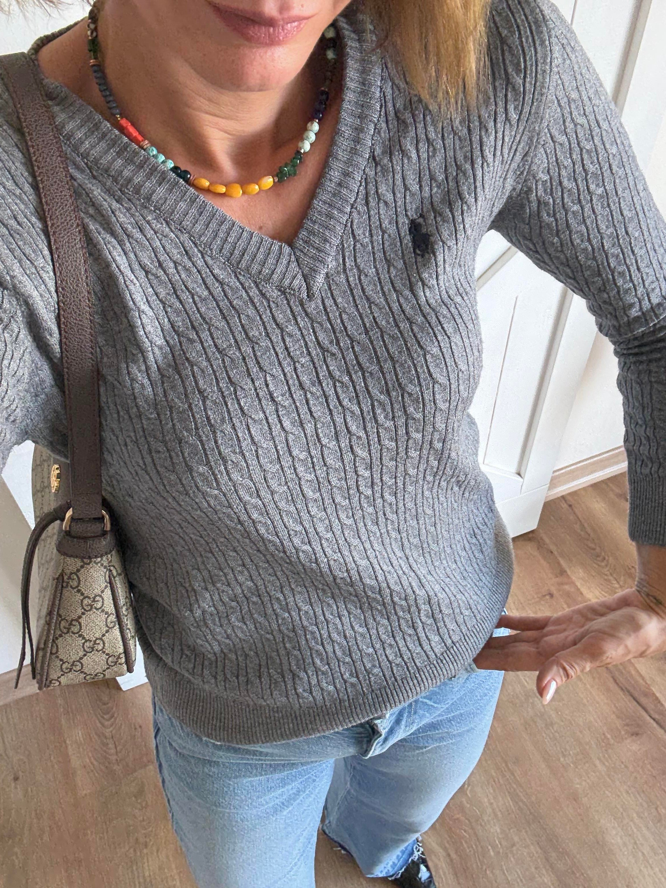 V Yaka Gri Saç Örgü Triko