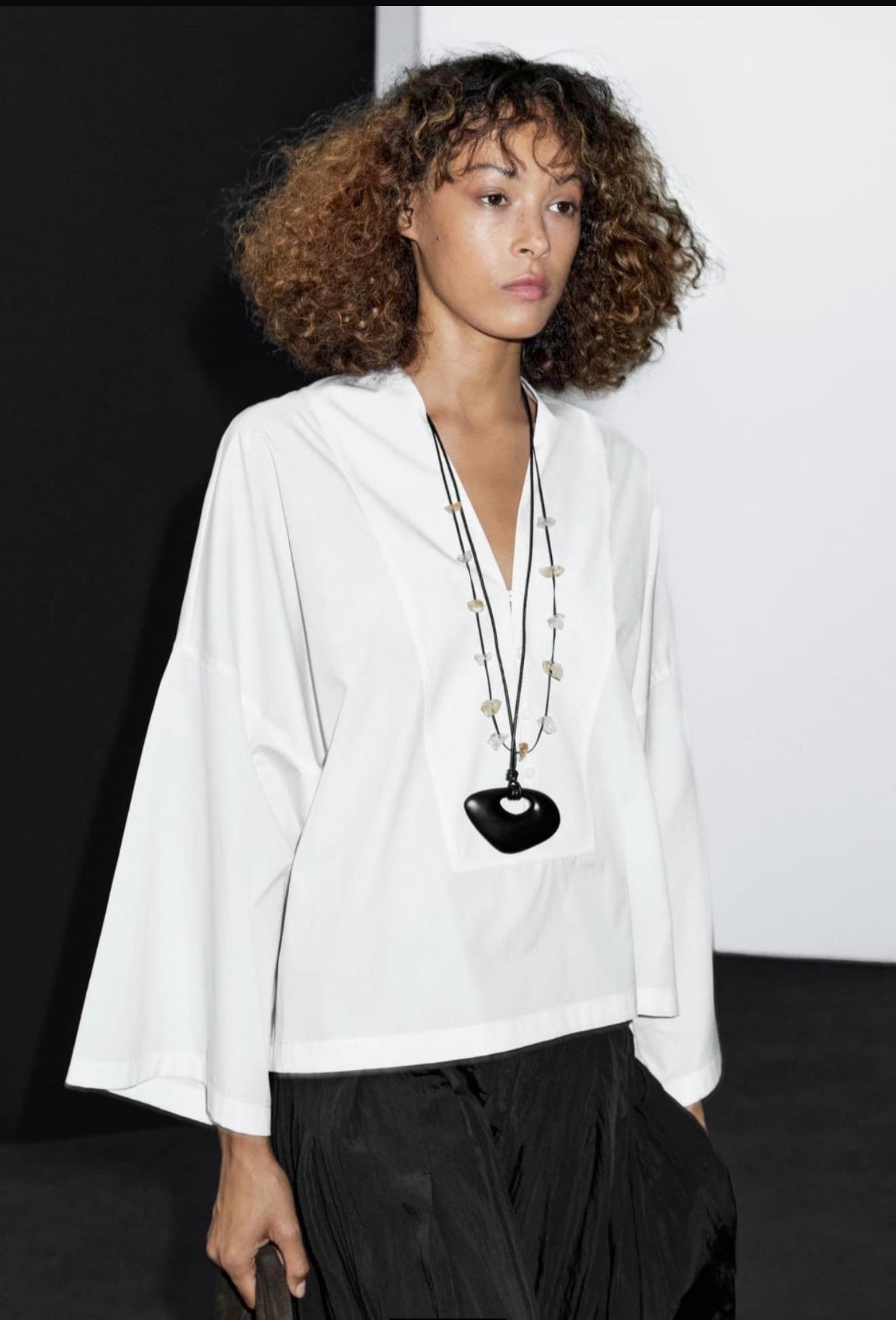 Yakası Şeritli Poplin Gömlek Bluz