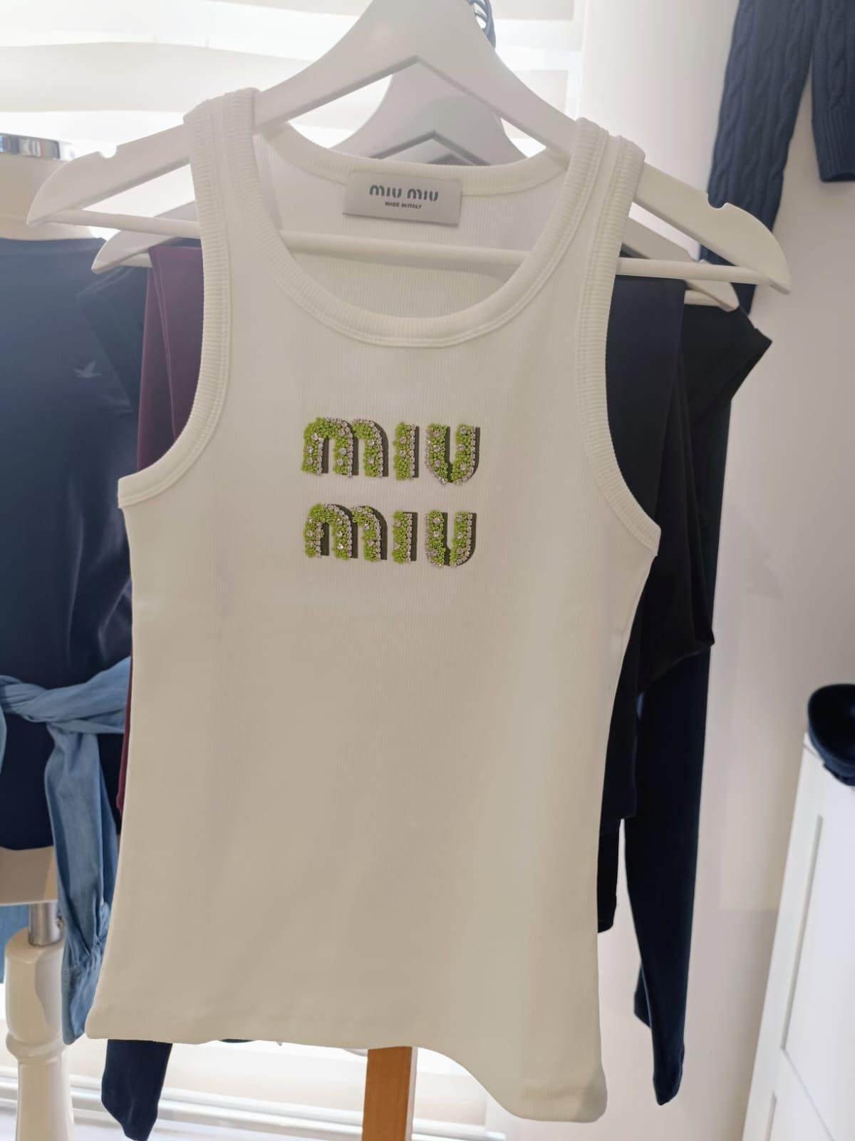 Yeşil Taş İşlemeli Premium Beyaz Atlet