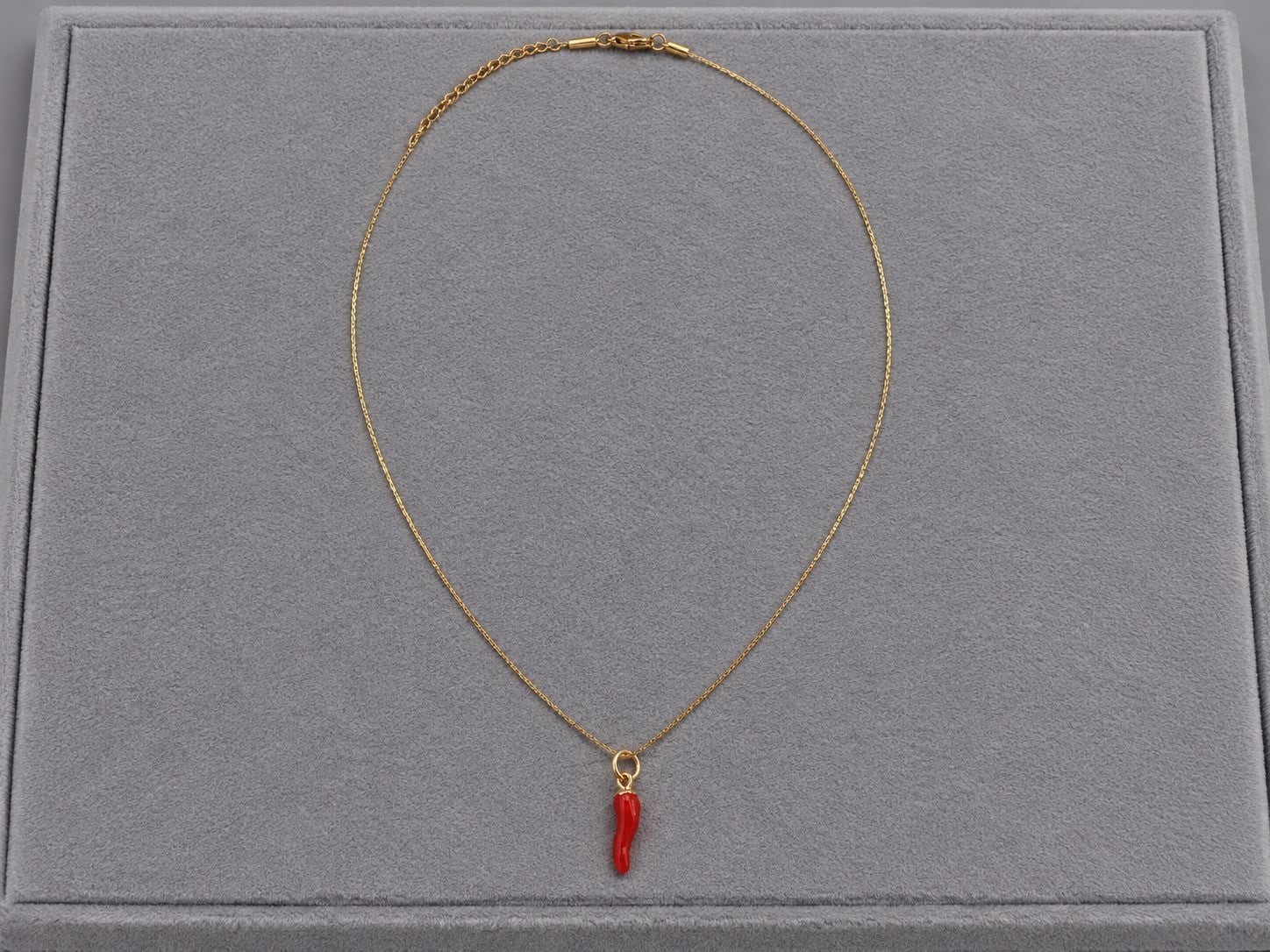 Red Pepper Ruby Kolye
