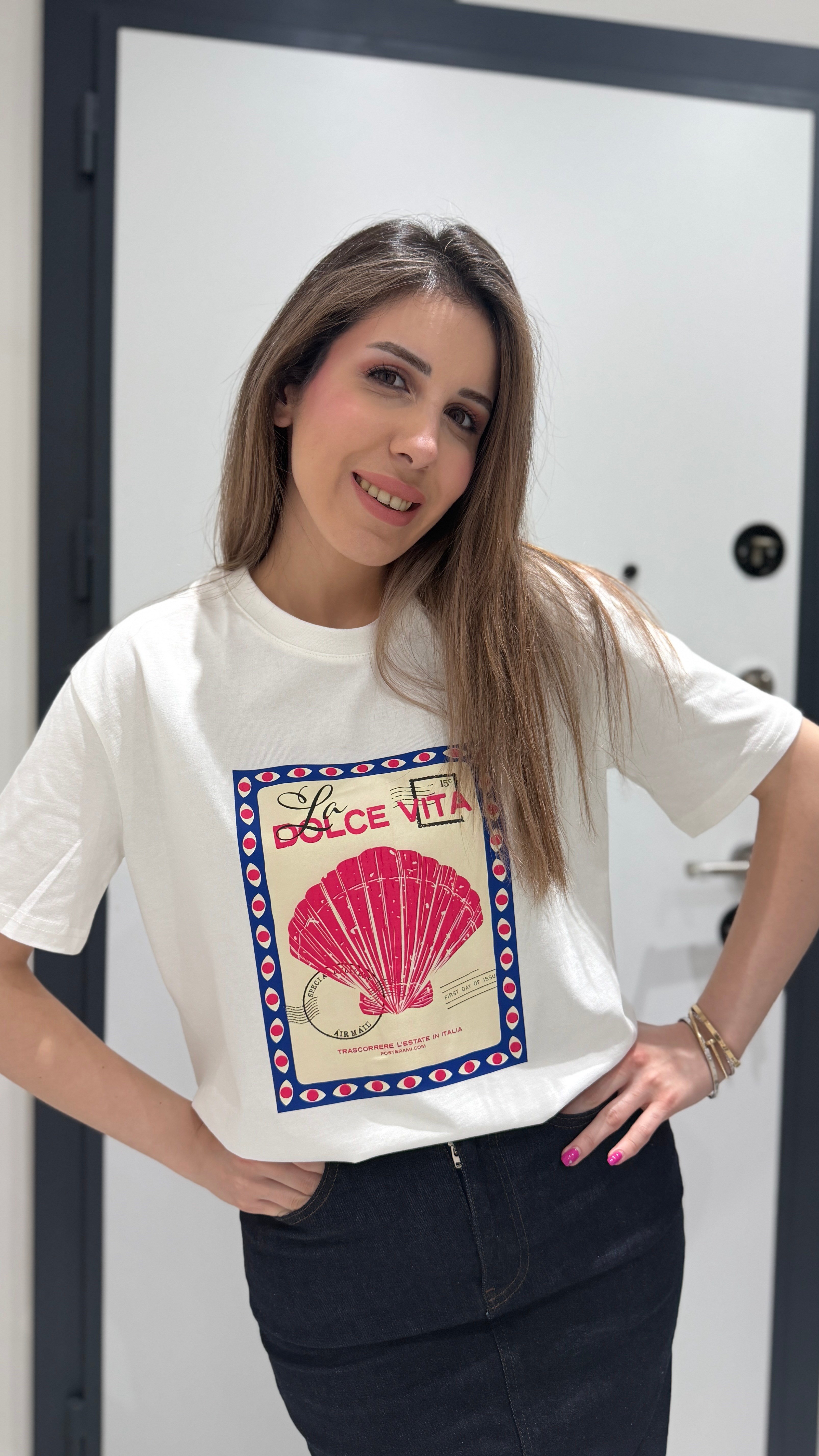 %100 PAMUK DENİZ KABUĞU BASKILI TSHİRT